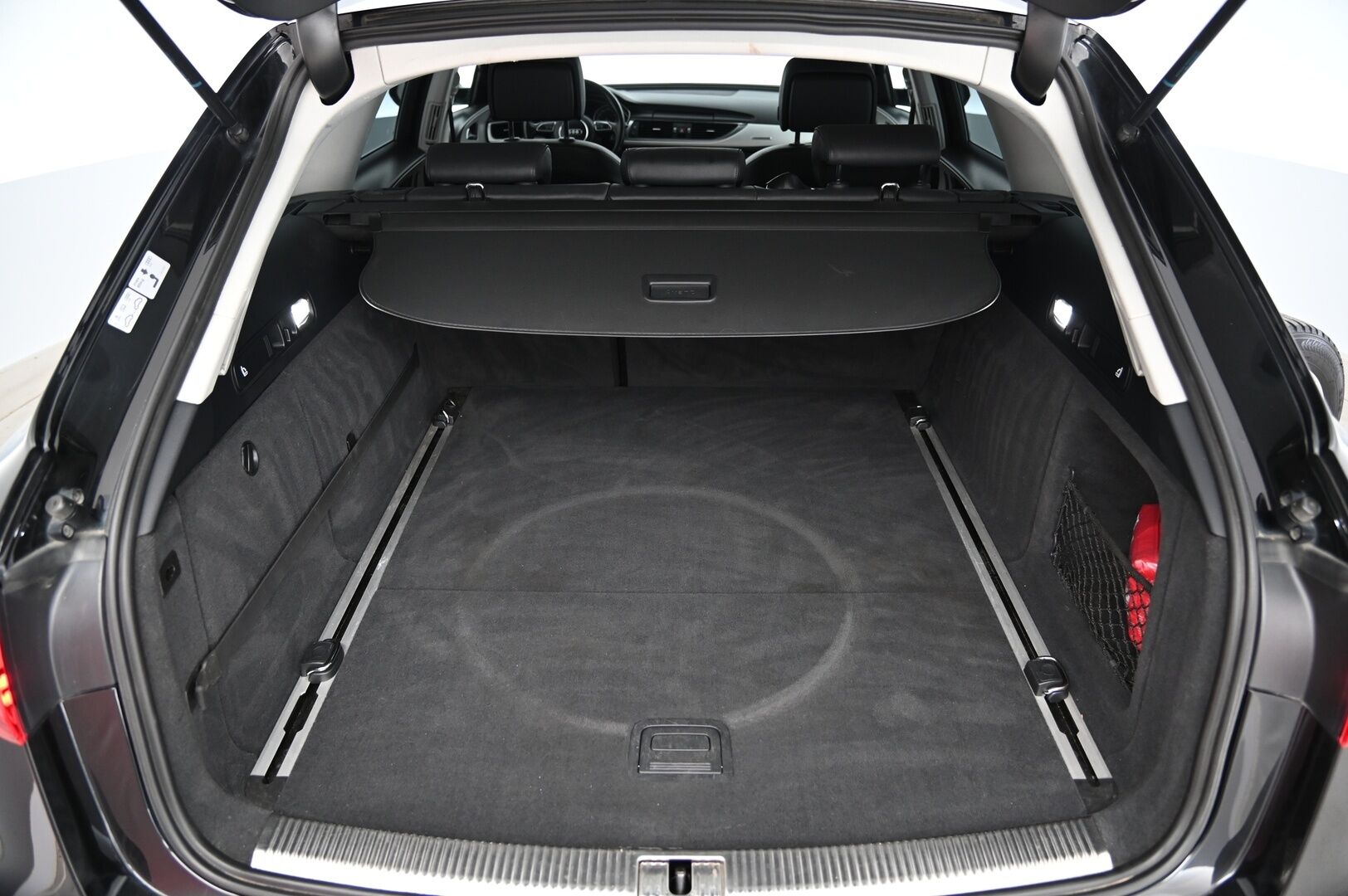 Audi A6 2018 Avant S line Business Sport 2,0 TDI 140 kW quattro*Webasto / Navi / P.kamera* - *S-Line / vetokoukku / 2x renkaat&vanteet*
