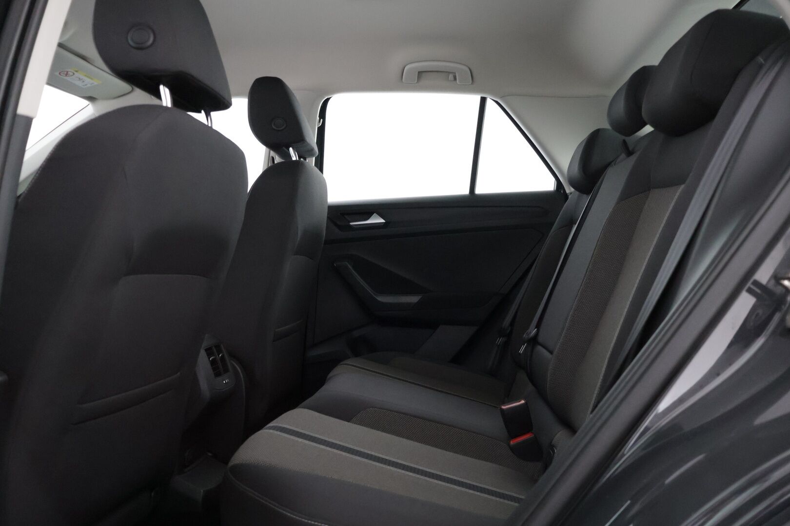 Volkswagen T-Roc 2018 Style 1,5 TSI EVO 110 kW (150 hv) aut. ** Adapt .Vakkari / LED-ajovalot / Lohkolämmitin / P.Kamera /  CarPlay ** - **1-omisteinen Suomiauto / Aut. ilmastointi / 2x renkaat / Hyvin huollettu! / Siistikuntoinen yksilö!** - HULLU BLACKWEEK KORKOTARJOUS 2,49%