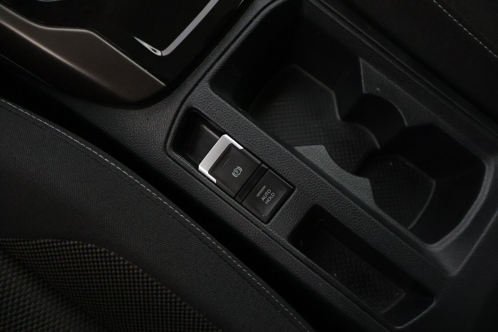 Volkswagen T-Roc 2018 Style 1,5 TSI EVO 110 kW (150 hv) aut. ** Adapt .Vakkari / LED-ajovalot / Lohkolämmitin / P.Kamera /  CarPlay ** - **1-omisteinen Suomiauto / Aut. ilmastointi / 2x renkaat / Hyvin huollettu! / Siistikuntoinen yksilö!**