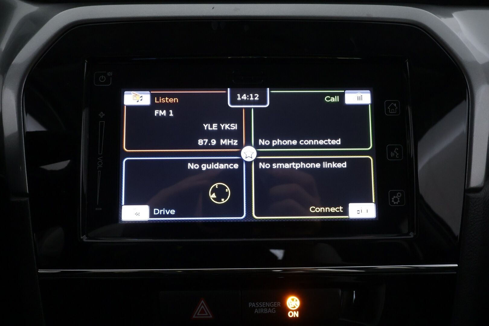 Suzuki Vitara 2018 1,6 VVT 4WD GL+ 5MT - | ACC | Koukku | P.kamera | Lohko+sisälämmitin | Navi | Apple & Android | BT | Aut. ilmastointi | Nelivedon lukko | 1-om suomiauto |