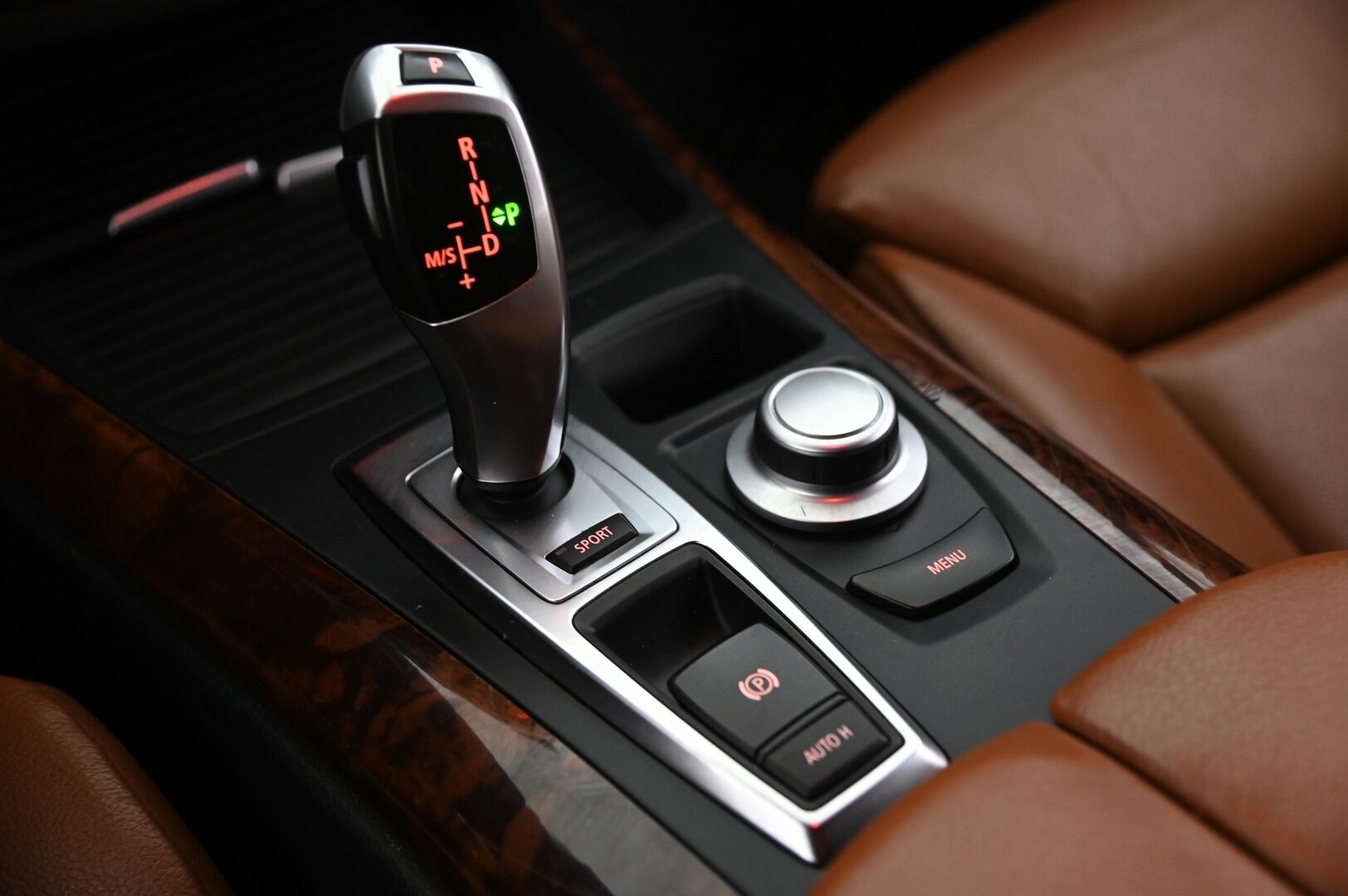BMW X5 2008 3.0sd *YritysOutlet - Myydään vain yrityksille* - Eber | Comfort istuimet muistilla | Hifi | Koukku | Xenon | 20 vanteet | Astinlaudat