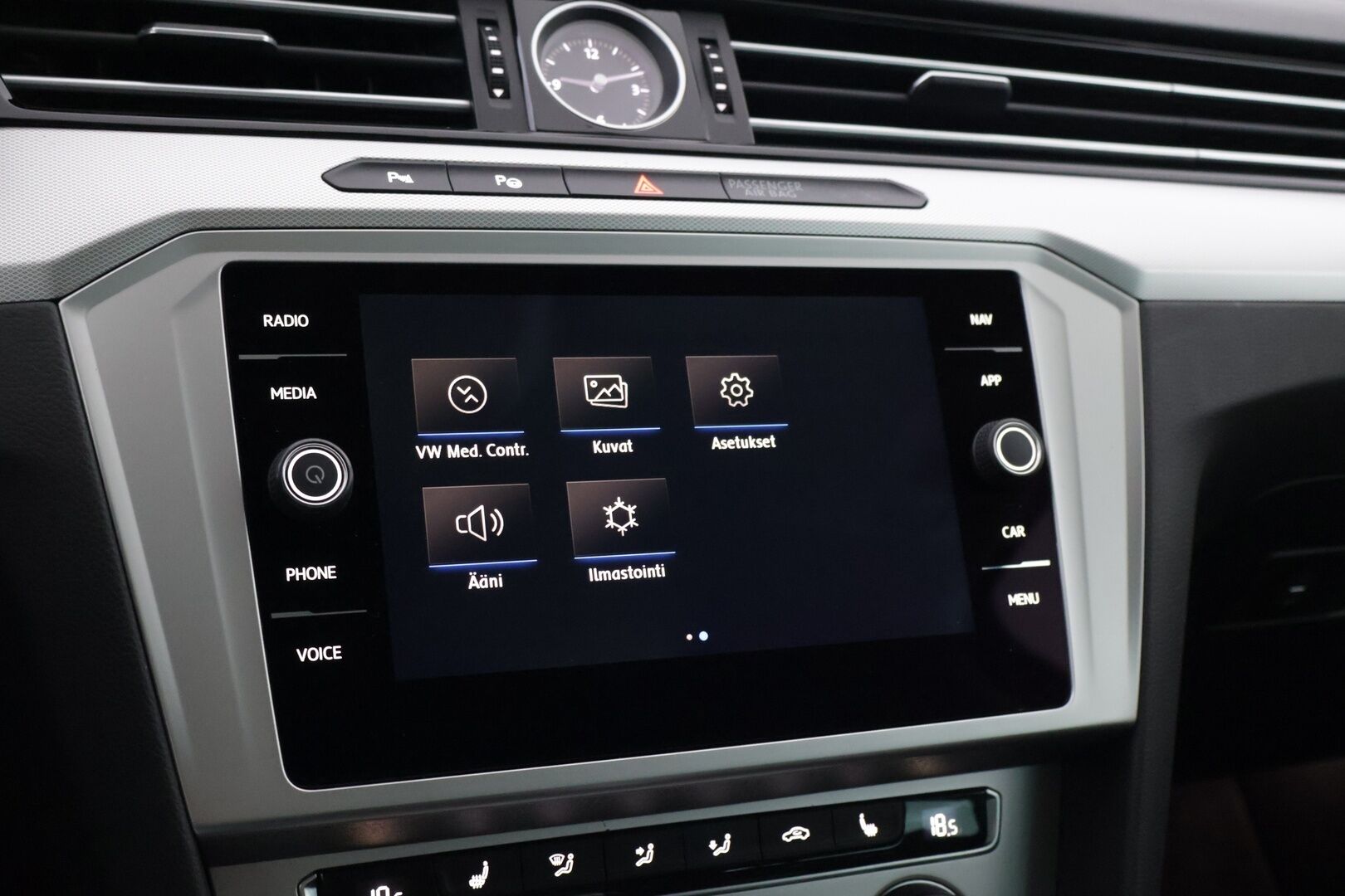 Volkswagen Passat 2018 Variant Comfortline 1,4 TSI 92 kW (125 hv) DSG-automaatti Football Edition - ACC | S.Luukku | S.Koukku | Lohko.S.Pistoke | Navi | LED