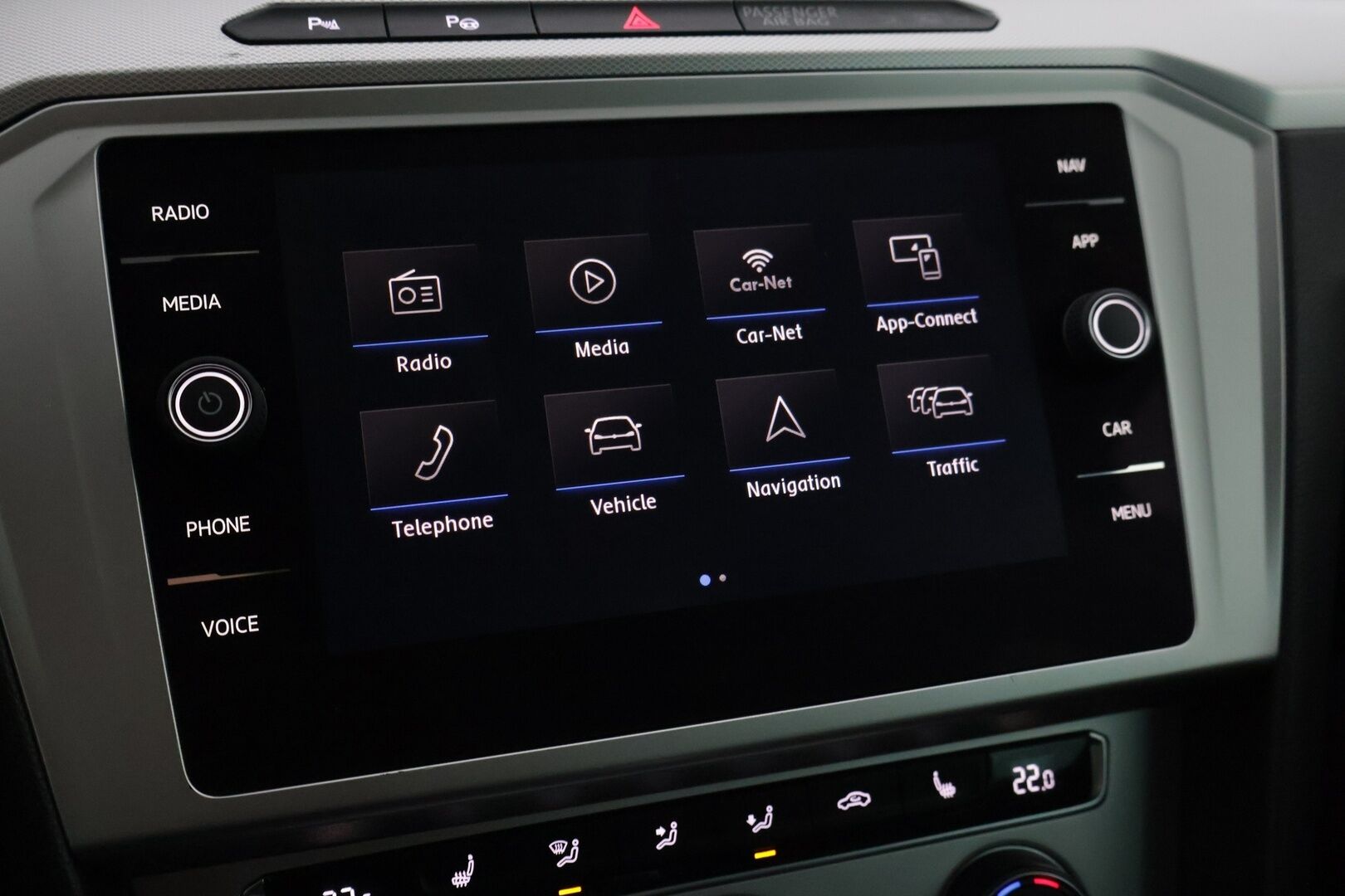 Volkswagen Passat 2018 Variant Comfortline 1,6 TDI 88 kW (120 hv) DSG-automaatti Football Edition** YritysOutlet - Myydään vain yrityksille - Suomi-auto / 2 renkaat / Webasto / Adapt. Vakionopeudensäädin / Vetokoukku *