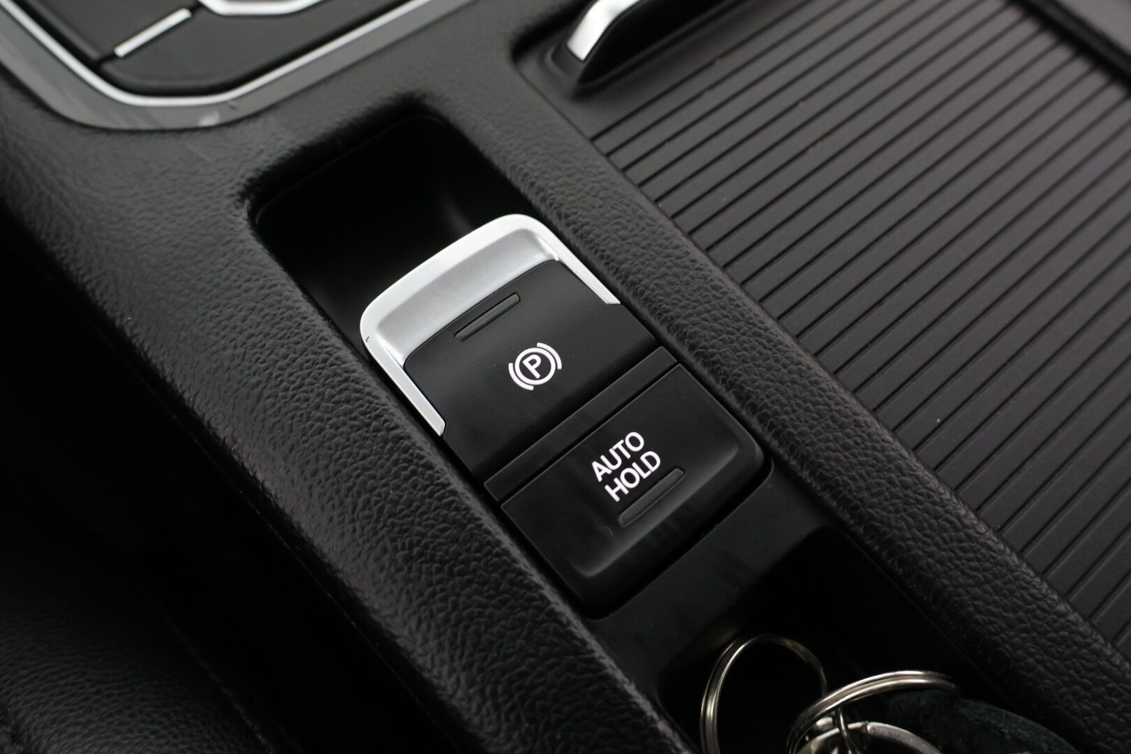 Volkswagen Passat 2016 Variant GTE Plug-In Hybrid 160 kW (218 hv) DSG-automaatti - *Tästä timanttinen luottopeli vaihdetulla akulla!*