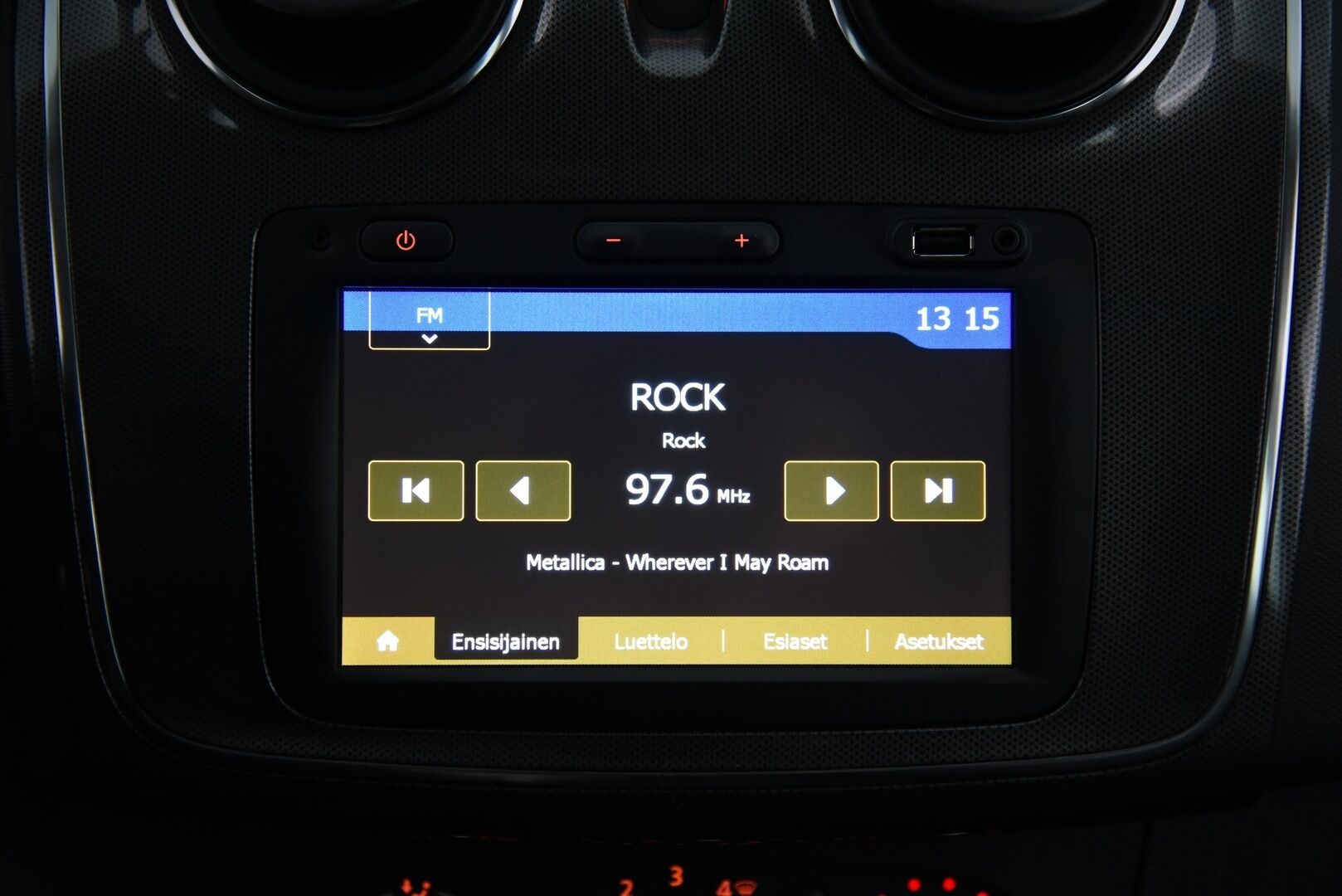 Dacia Logan MCV 2018 Stepway TCe 90 - Suomi-auto / Vakkari / Bluetooth / P.tutka 