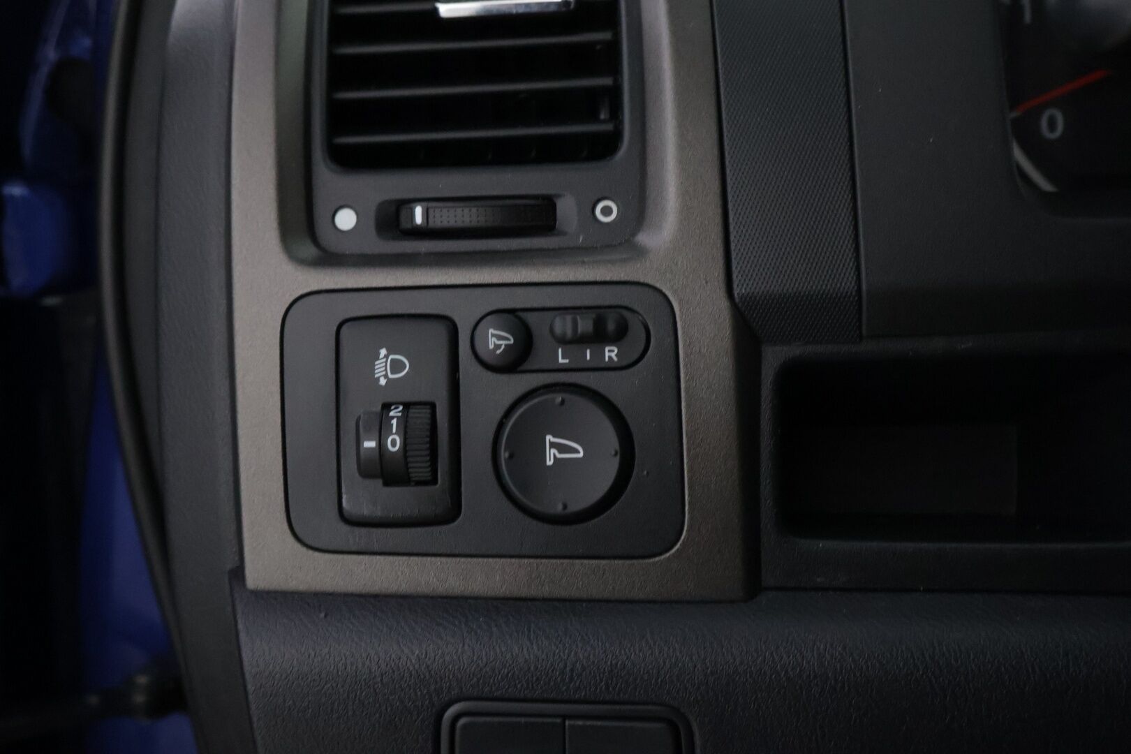 Honda CR-V 2012 2,2 i-DTEC Nordic 4x4 * MYYDÄÄN HUUTOKAUPAT.COM! *