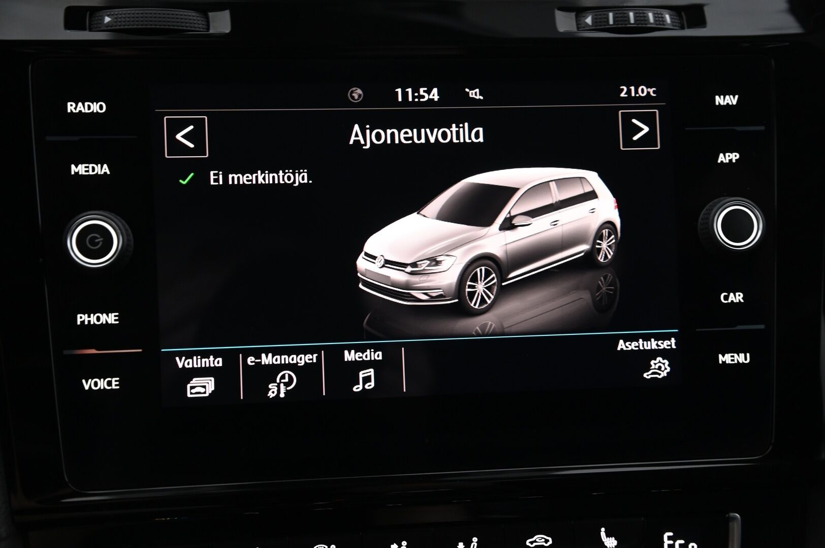 Volkswagen Golf 2018 GTE Plug-In Hybrid 150 kW (204 hv) DSG-aut** Digimittaristo / Adapt.vak / Nahka-alcantara / P-kamera / Ambient* - 2x renkaat ja vanteet / Jakopää tehty 07/2024 / Suomiauto