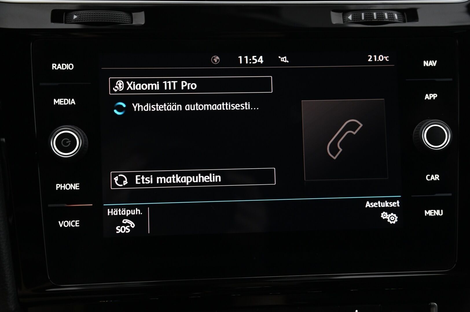 Volkswagen Golf 2018 GTE Plug-In Hybrid 150 kW (204 hv) DSG-aut** Digimittaristo / Adapt.vak / Nahka-alcantara / P-kamera / Ambient* - 2x renkaat ja vanteet / Jakopää tehty 07/2024 / Suomiauto