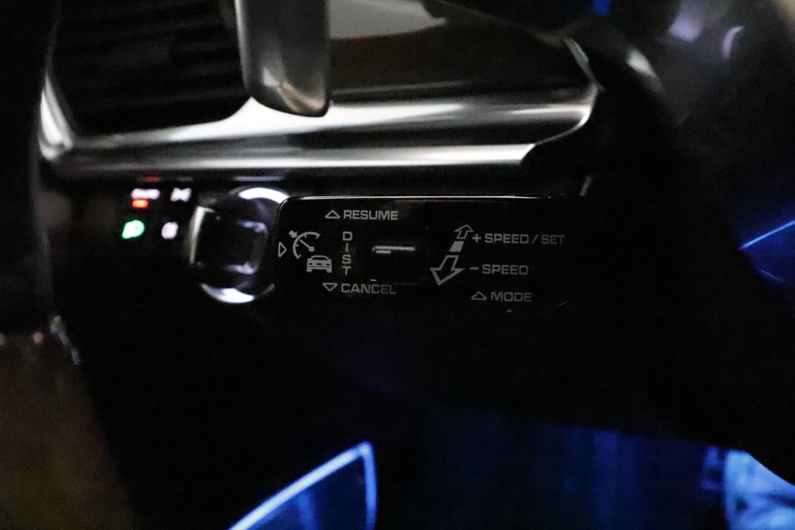 Porsche Panamera 2018 4 E-Hybrid Sport Turismo **Sport Design / Sport-putkisto / Burmester / ACC / Imuovet / Yönäkö / Nelipyöräohjaus / 360 Kamera** - 2,99 % KORKOTARJOUS TÄHÄN AUTOON - 31.5. ASTI! - Huippuvarusteltu! / Sport Chrono / 14-ist / PASM / PDLS+ / Comfort Access / Akku kuntotarkistettu! / 