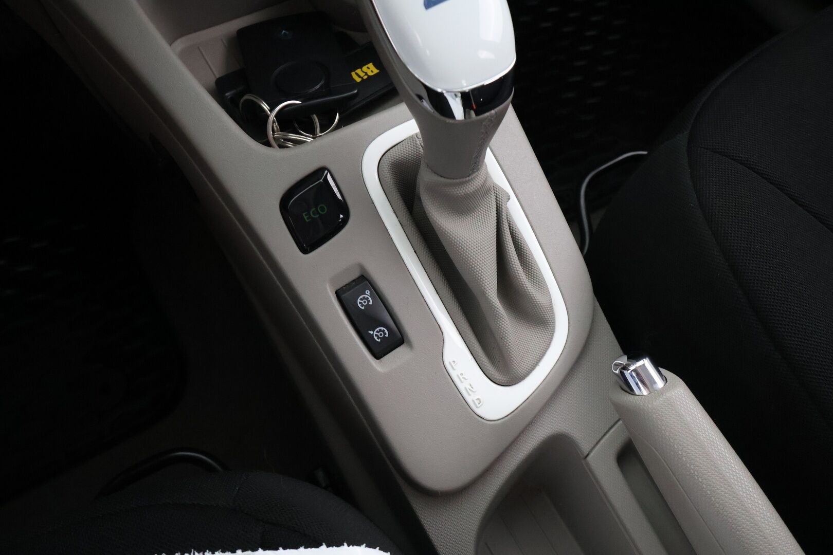 Renault Zoe 2020 Z.E. 40 Life **Suomi-auto / Digimittaristo / Vakkari / AC / Kahdet Renkaat