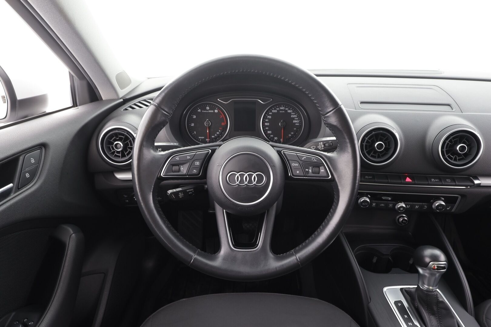 Audi A3 2018 Sportback Pro Business Edition 1,0 TFSI 85 kW S tronic - | ACC | 1-om suomiauto | Facelift | LED | Keyless | Lohko+sisälämmitin | Pre Sense | Bluetooth | Peruutustutka | Aut. ilmastointi | 2x renkaat aluin | 