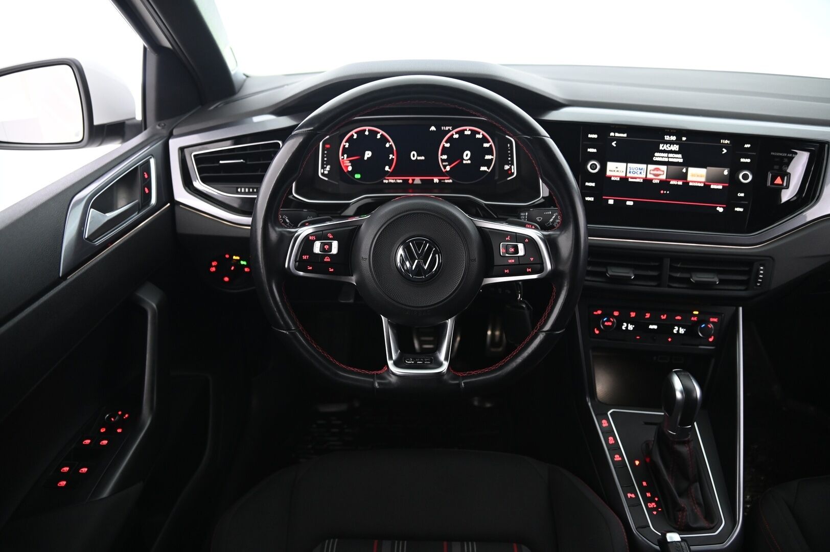 Volkswagen Polo 2018 GTI 2,0 TSI 147 kW (200 hv) DSG-automaatti *ACC / Applecarplay / Digimittaristo / Koukku* - *Sporttipenkit / 2xrenkaat*