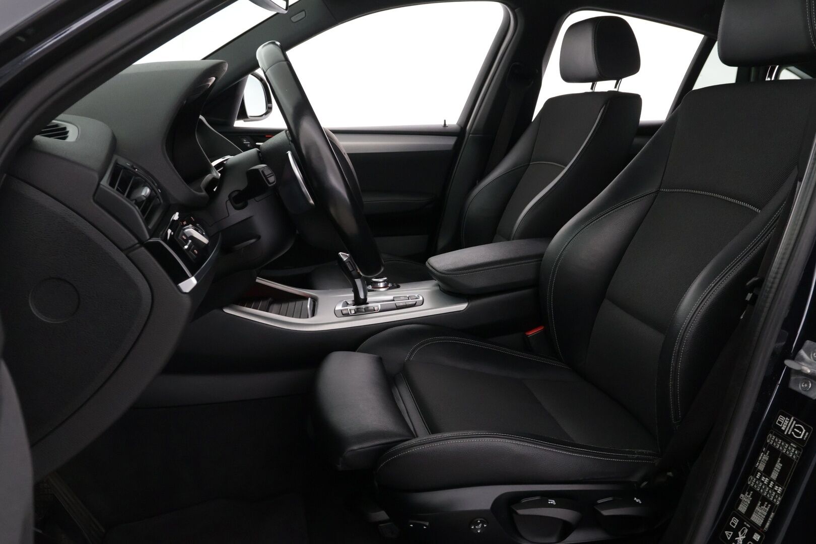 BMW X4 2015 X4 26 xDrive20d A 140 kW - | M-Sport | Hifi | HUD | P.Kamera | Alletaittuva vetokoukku | Tutkat eteen & taakse | Vakionopeudensäädin | 