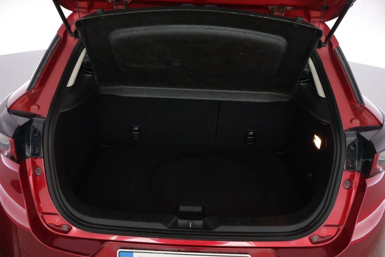 Mazda CX-3 2019 2,0 (120 hv) SKYACTIV-G Premium Plus 6AT GC2 ** Vakkari / Lohko / Tutkat / Rat. Läm. - ** Kahdet renkaat / Katumaasturi ** - Osta nyt, maksa vasta ensi vuonna