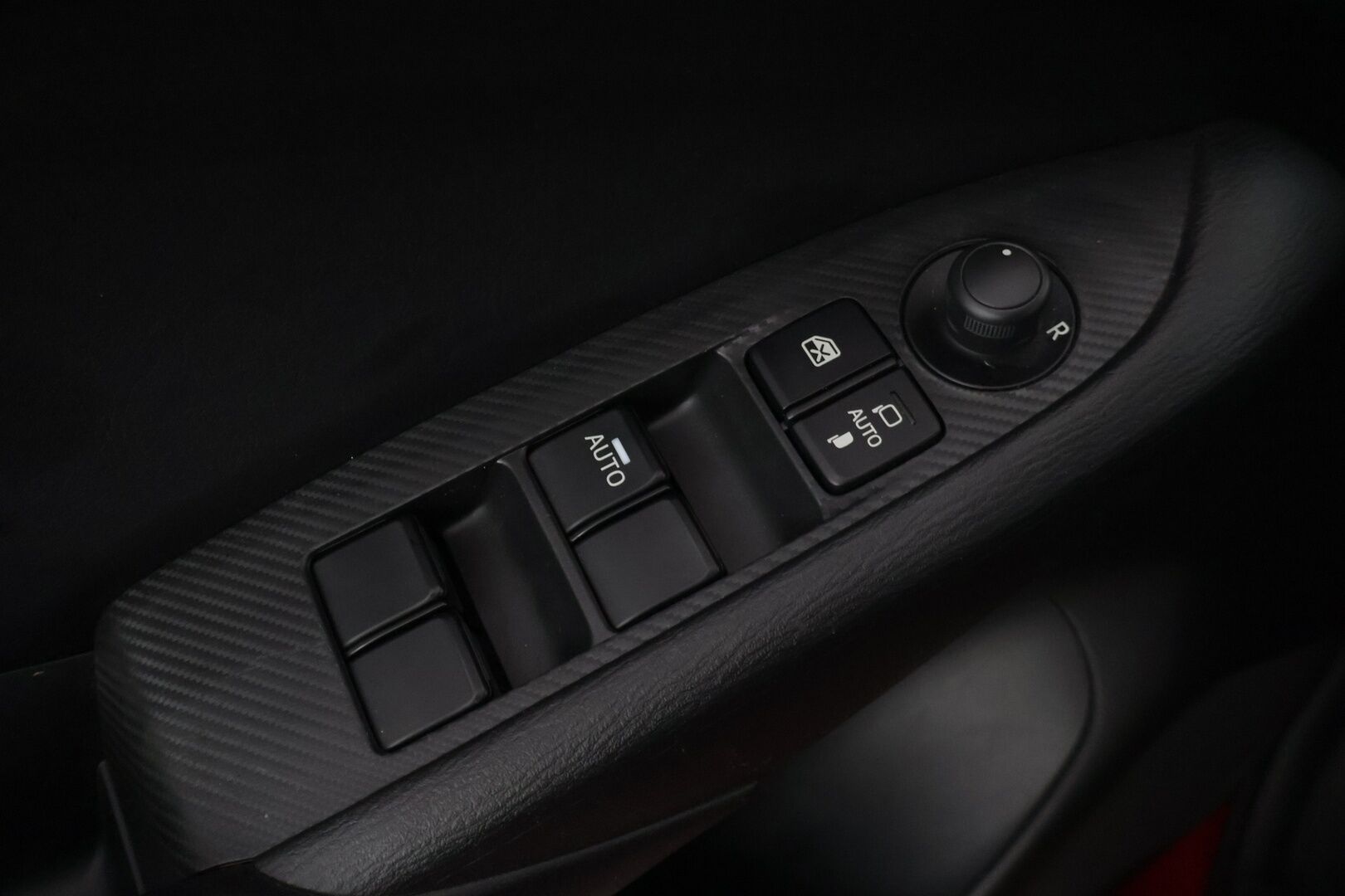 Mazda CX-3 2019 2,0 (120 hv) SKYACTIV-G Premium Plus 6AT GC2 ** Vakkari / Lohko / Tutkat / Rat. Läm. - ** Kahdet renkaat / Katumaasturi ** - Osta nyt, maksa vasta ensi vuonna