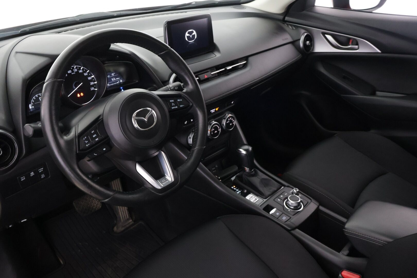 Mazda CX-3 2019 2,0 (120 hv) SKYACTIV-G Premium Plus 6AT GC2 ** Vakkari / Lohko / Tutkat / Rat. Läm. - ** Kahdet renkaat / Katumaasturi ** - Osta nyt, maksa vasta ensi vuonna