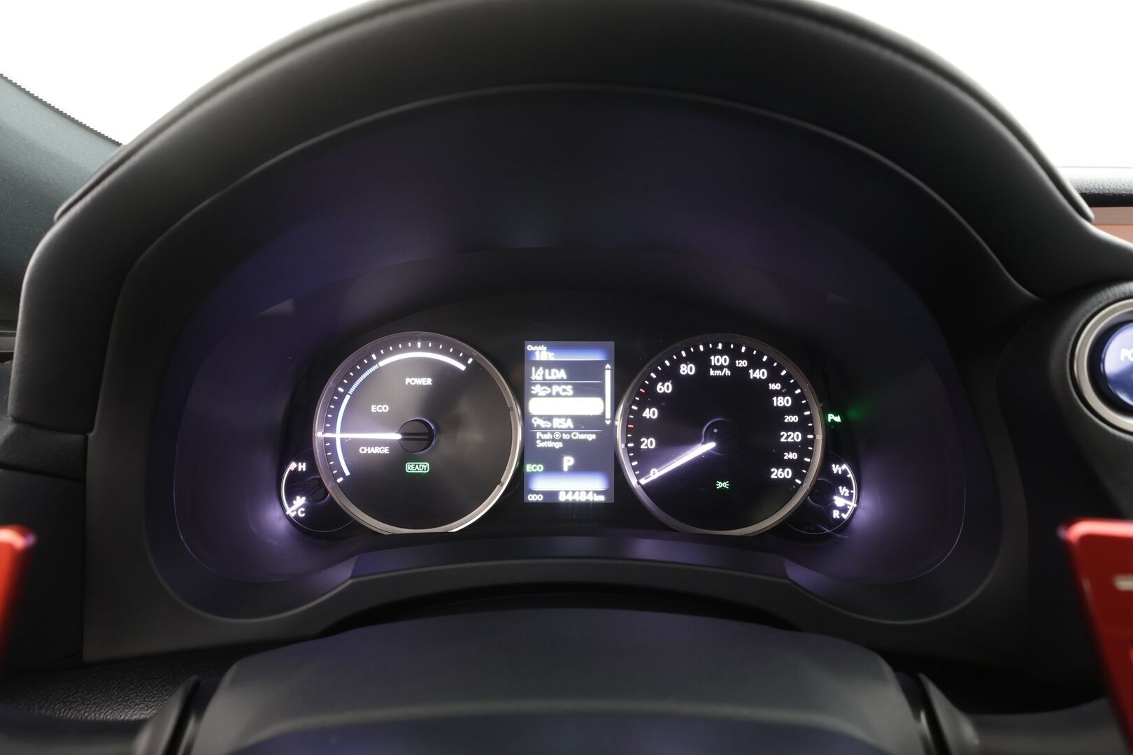 Lexus RC 2019 300h Executive - | ACC | Facelift | Sähkönahat | Iso keskinäyttö | LED | P.kamera | Sähk. ratti | Lohko + sisälämmitin | Lämm. ratti | Merkkihuollot | 