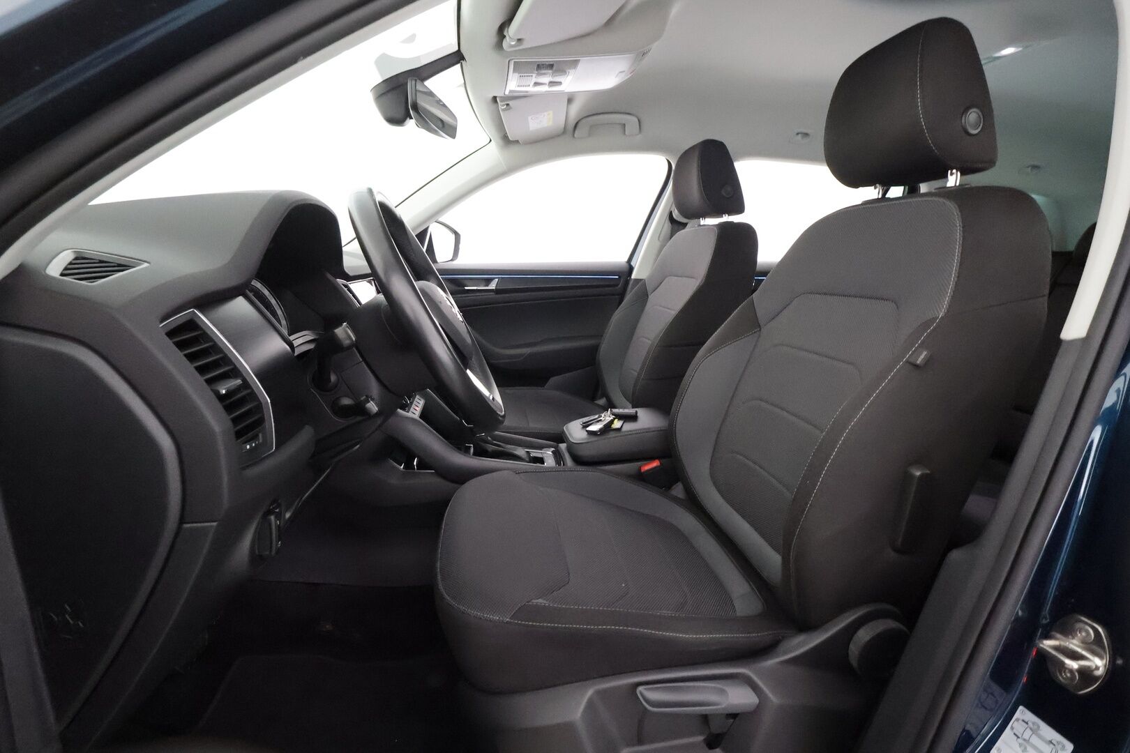 Skoda Kodiaq 2019 1,5 TSI ACT 4x4 Ambition DSG Autom. - Suomiauto | Webasto | Koukku | ACC | Peruutuskamera | Adapt.LED | KeylessGo | Ratinlämmitys | Ambient | Huippuvarusteet! - KORKO VAIN 3,99 %