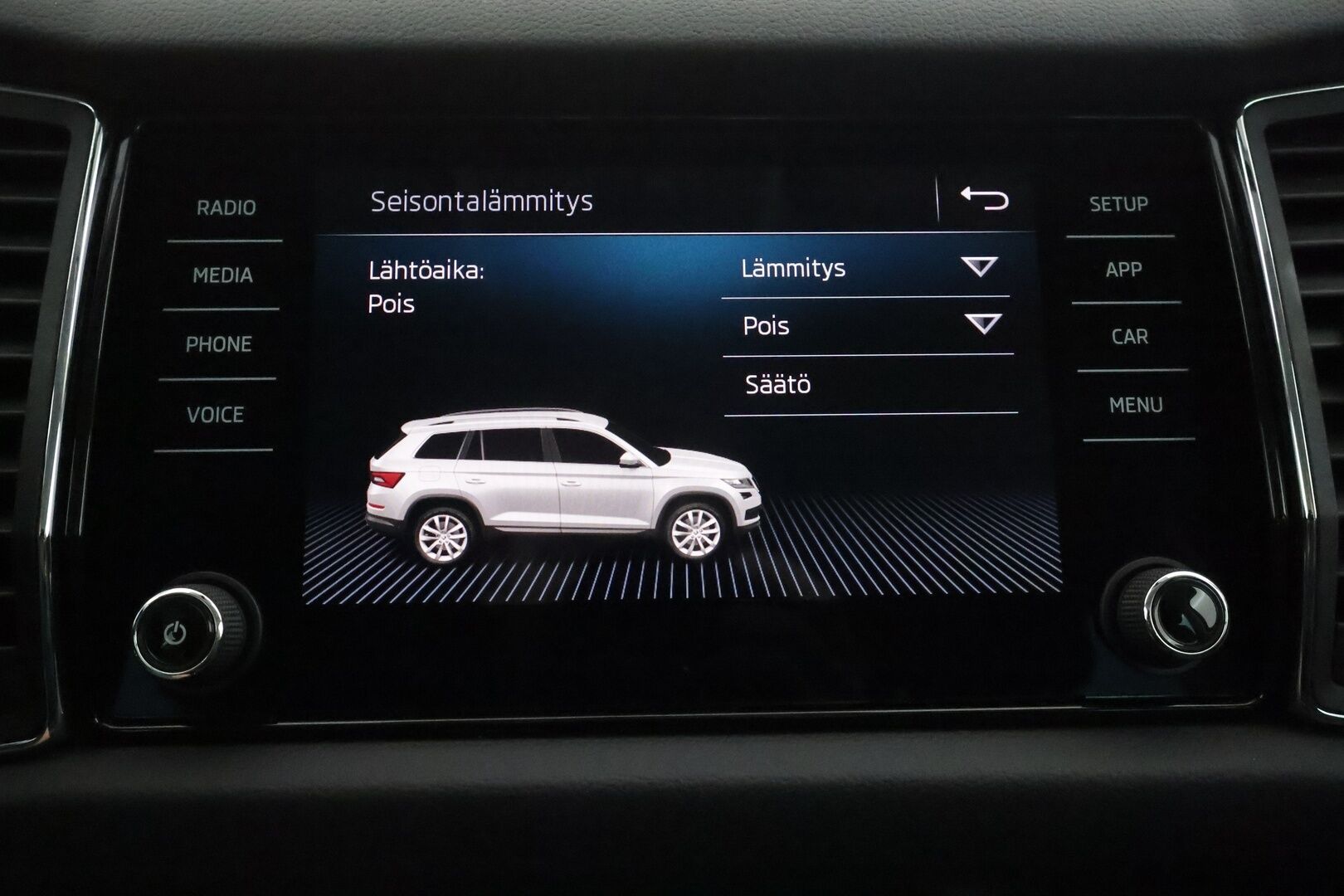 Skoda Kodiaq 2019 1,5 TSI ACT 4x4 Ambition DSG Autom. - Suomiauto | Webasto | Koukku | ACC | Peruutuskamera | Adapt.LED | KeylessGo | Ratinlämmitys | Ambient | Huippuvarusteet! - KORKO VAIN 3,99 %