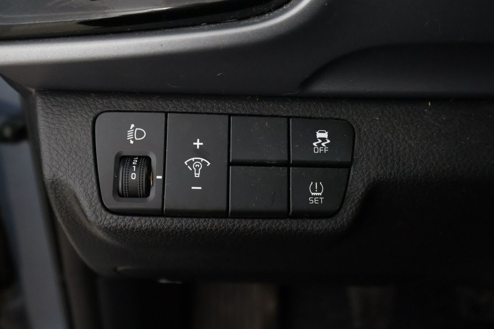 Kia Stonic 2019 1,0 T-GDI ISG 100hv EX EcoDynamics *Suomi-auto / Lohko / P.Kamera / CarPlay & Android Auto / Ratinlämmitin* - *2x Renkaat / Suomi-auto* - HULLUT AVAJAISHULINAT KORKOTARJOUS 3,29 %