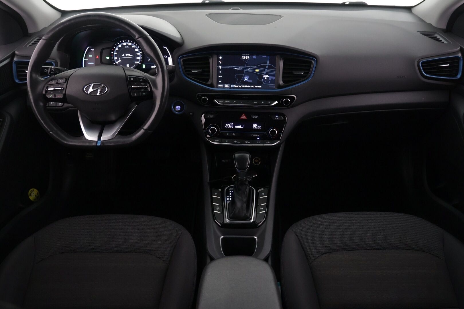 Hyundai IONIQ HYBRID 2017 hybrid DCT Style - | Webasto | Adaptiivinen vakionopeudensäädin | Navi | Keyless | Kahdet renkaat |