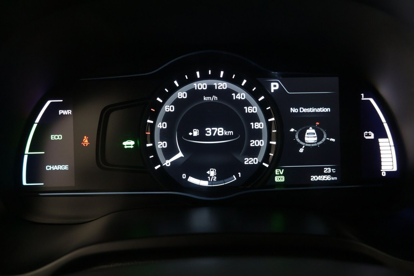 Hyundai IONIQ HYBRID 2017 hybrid DCT Style - | Webasto | Adaptiivinen vakionopeudensäädin | Navi | Keyless | Kahdet renkaat |