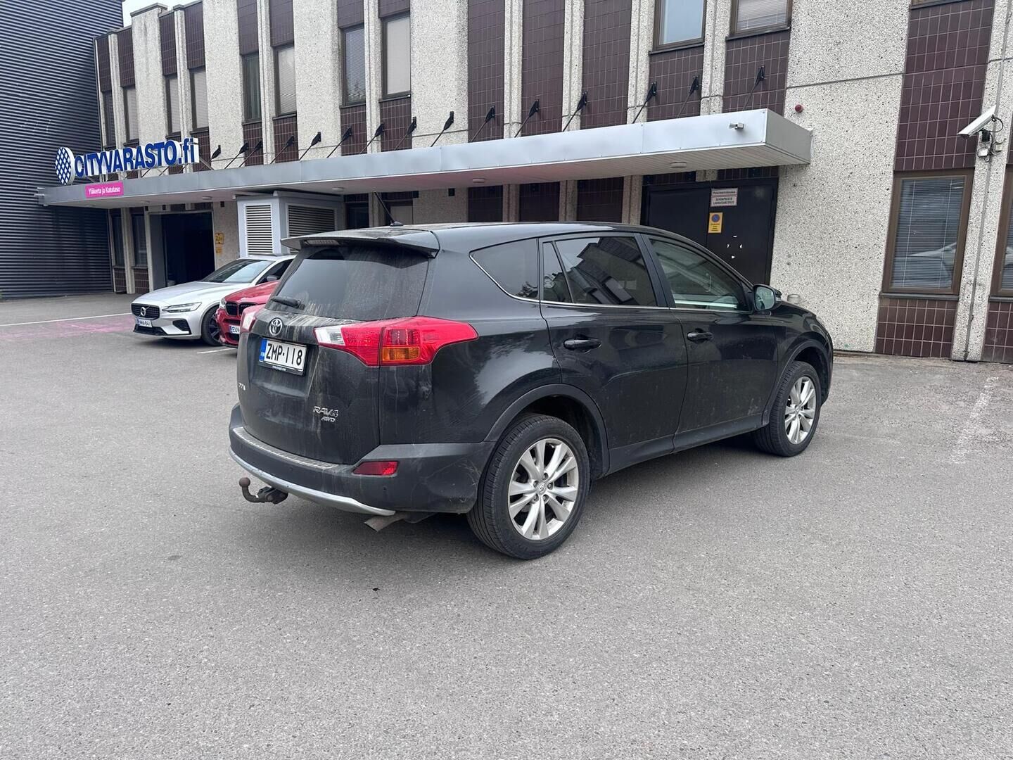 Toyota RAV4 2013 Valvematic AWD Premium Multidrive S - Vetokoukku / Nahkapenkit / Peruutuskamera / Sähköinen kuljettajanistuin / Vakkari