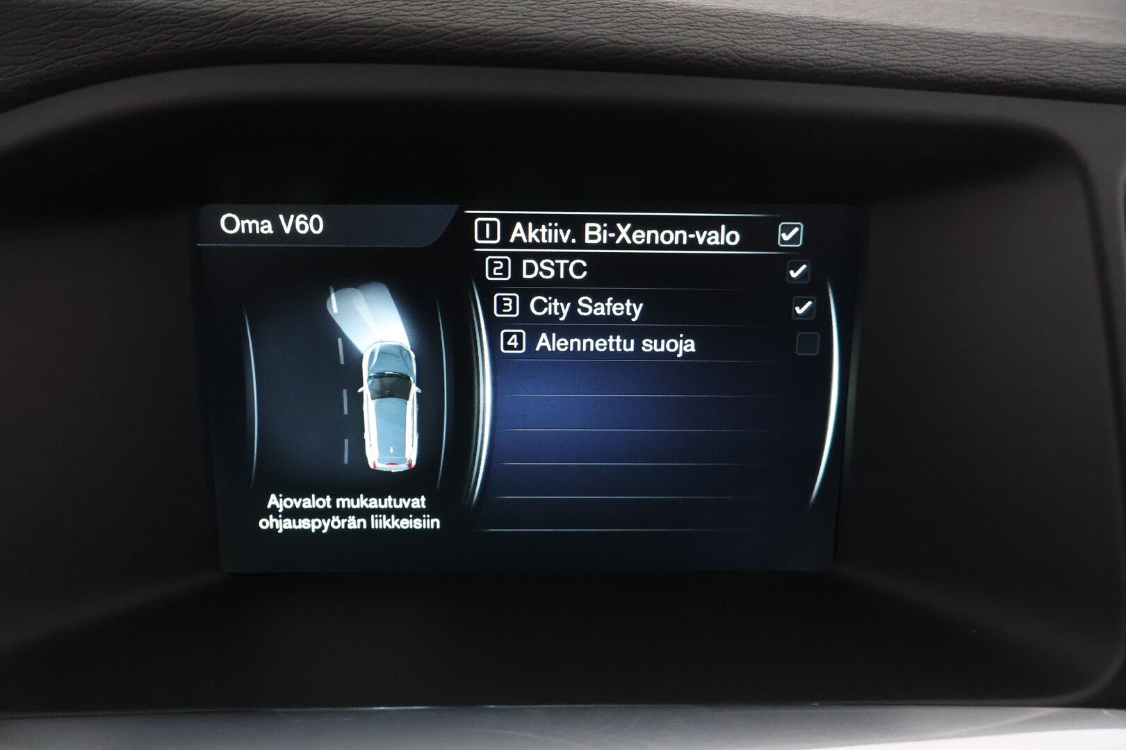 Volvo V60 2014 D6 AWD Summum Plug in Hybrid aut. - YritysOutlet - Myydään vain yrityksille - - Webasto / Koukku / Navi / Vakkari / Nahat muistilla / Bluetooth