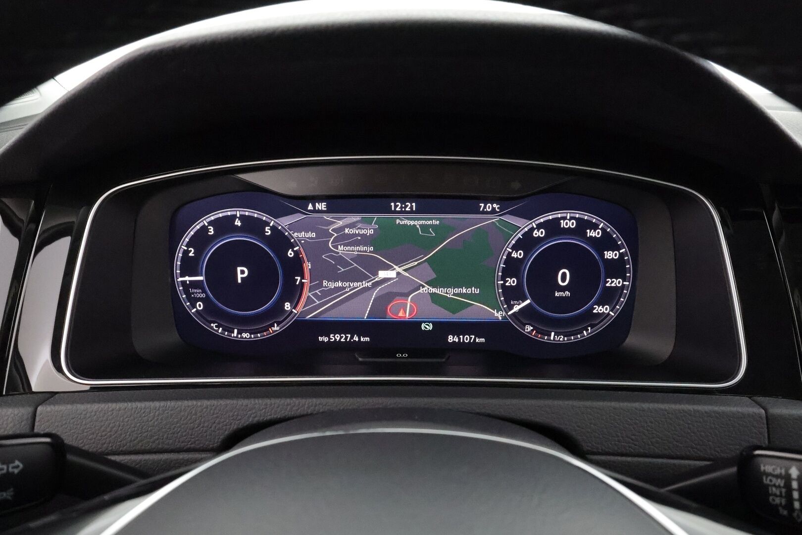 Volkswagen Golf 2019 Highline 1,5 TSI EVO 96 kW BLUEMOTION DSG * ACC / Webasto / Adapt.LED / P.kamera / Navi / Keyless * - Suomi-auto / Kahdet renkaat aluvanteilla / Merkkihuollot