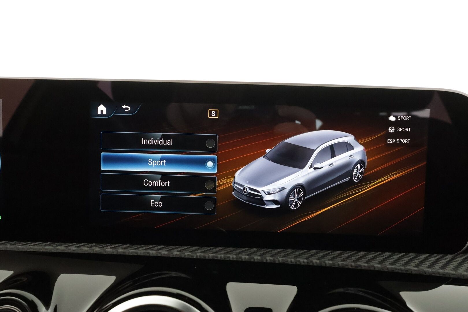 Mercedes-Benz A 2019 180 A Business Style * 1.Om Suomi-auto / Vakkari / Navi / LED / P.kamera / Sporttipenkit / Widescreen * - Kahdet renkaat aluvanteilla - HULLU BLACKWEEK KORKOTARJOUS 2,49%