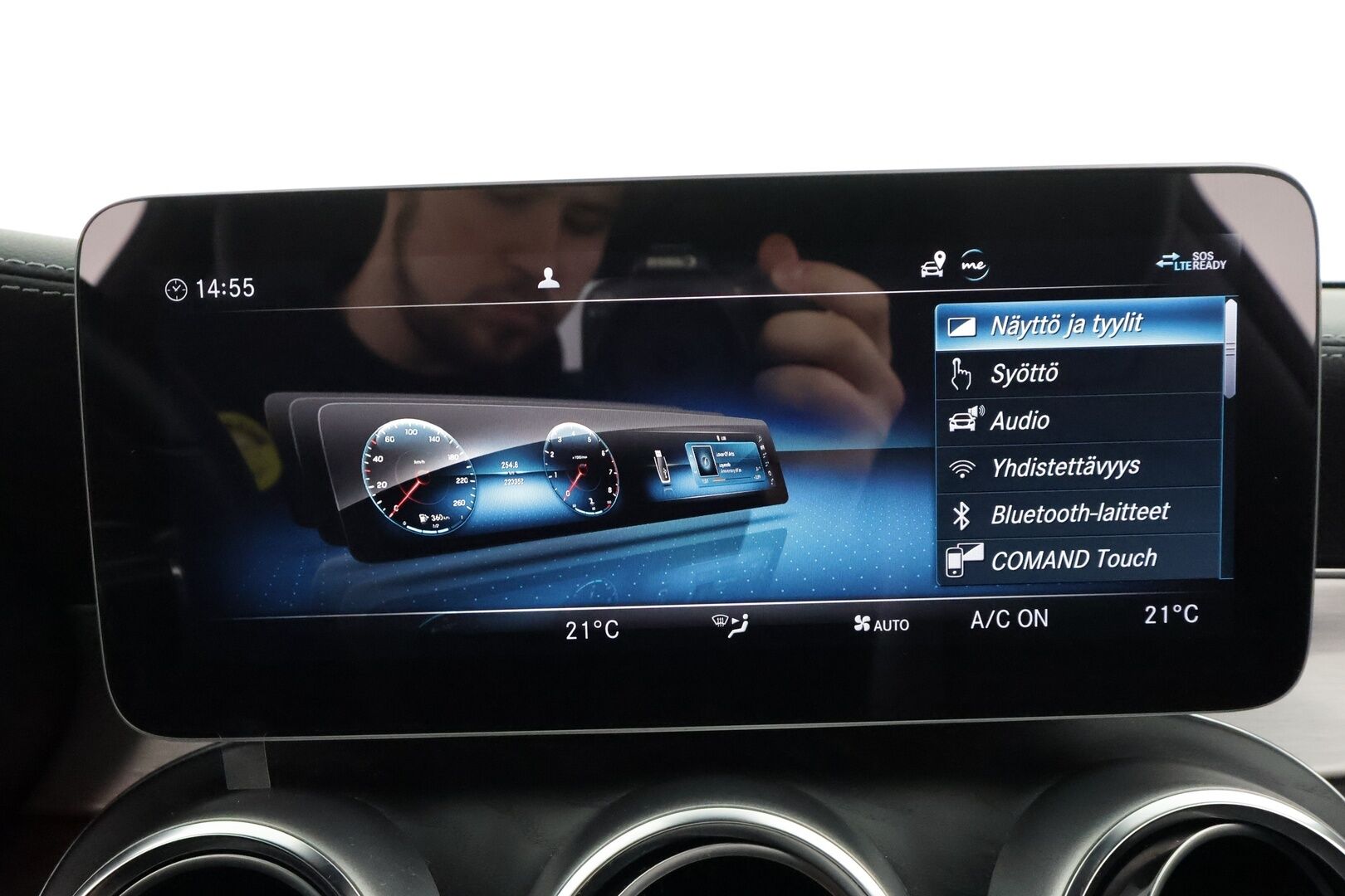 Mercedes-Benz C 2020 300 d 4MATIC Coupé A AMG * Distronic / Sportpenkit / Multibeam / P.Kamera / Navi / Digimittaristo / Lohkolämmitin * - 1-om Suomi-auto / Kahdet renkaat / Merkkihuollot - HULLU BLACKWEEK KORKOTARJOUS 2,49%