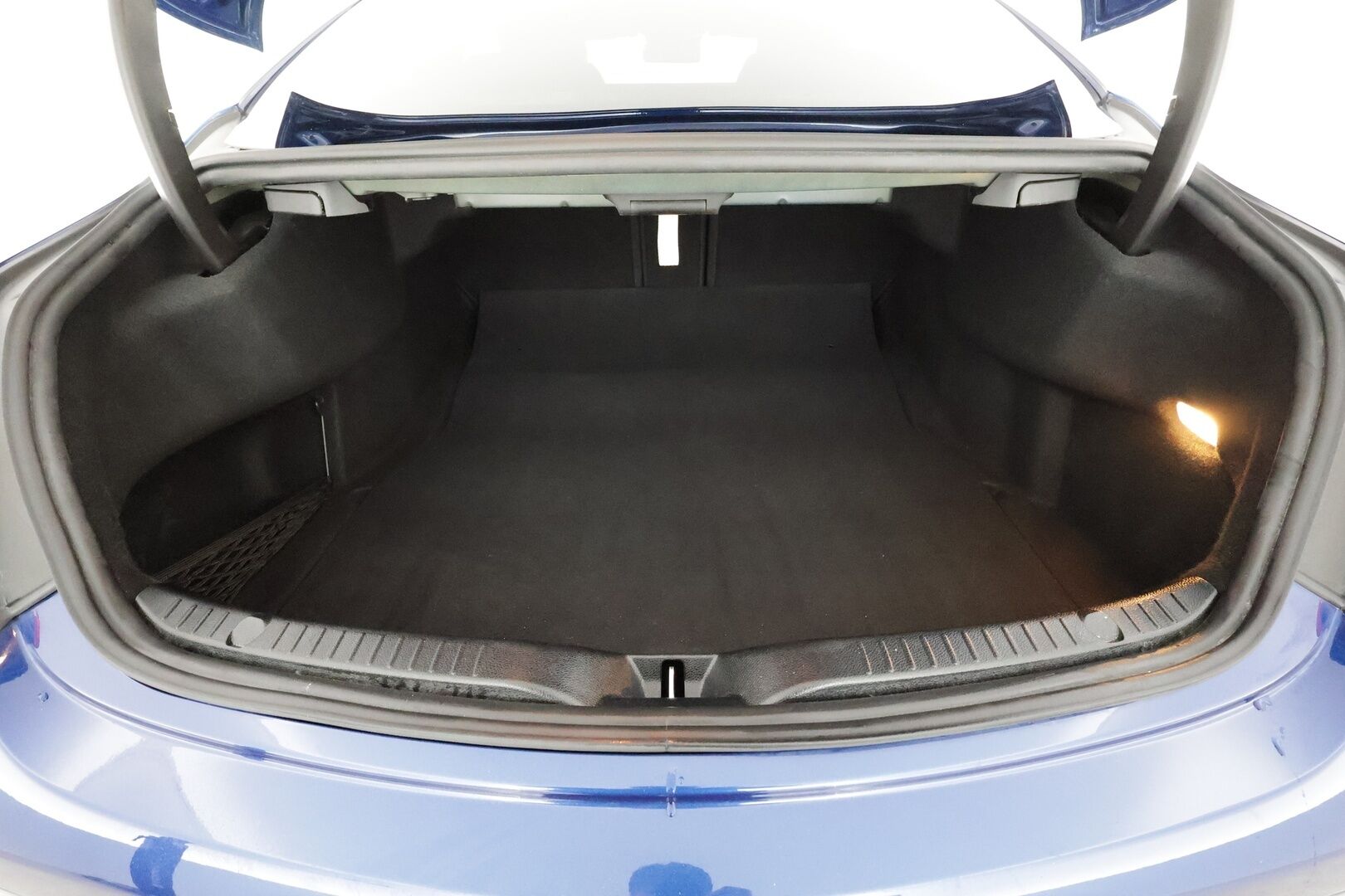 Mercedes-Benz C 2020 300 d 4MATIC Coupé A AMG * Distronic / Sportpenkit / Multibeam / P.Kamera / Navi / Digimittaristo / Lohkolämmitin * - 1-om Suomi-auto / Kahdet renkaat / Merkkihuollot - HULLU BLACKWEEK KORKOTARJOUS 2,49%