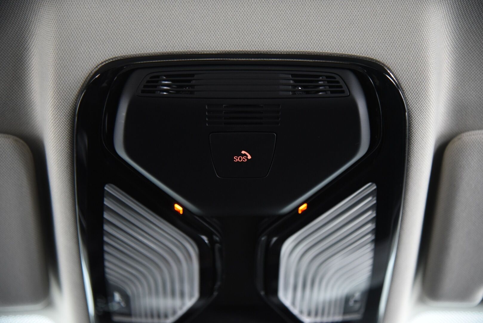 BMW 530 2019 G30 Sedan 530e A Charged Edition / Suomi-auto / Vakkari / P-kamera / LED - Digimittaristo / Ratinlämmitin / 2x renkaat