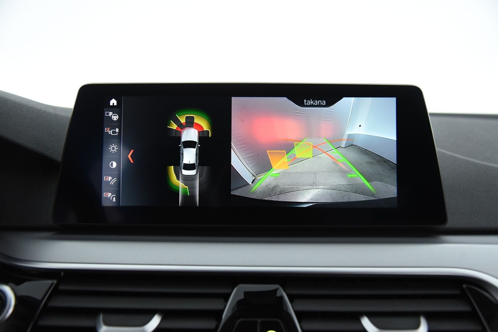 BMW 530 2019 G30 Sedan 530e A Charged Edition / Suomi-auto / Vakkari / P-kamera / LED - Digimittaristo / Ratinlämmitin / 2x renkaat