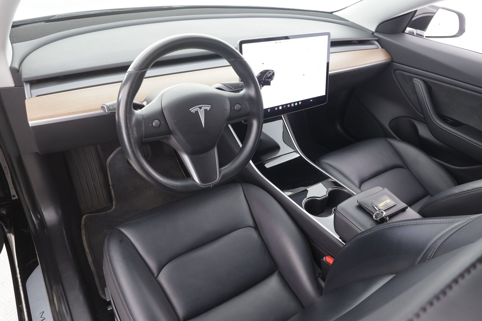 Tesla Model 3 2019 Long Range Dual motor AWD - | Lasikatto | ACC | LED | P.Kamera | Muistipenkki | Premium Audio | Navi | Kaistavahti | Keyless | Suomi-auto | 