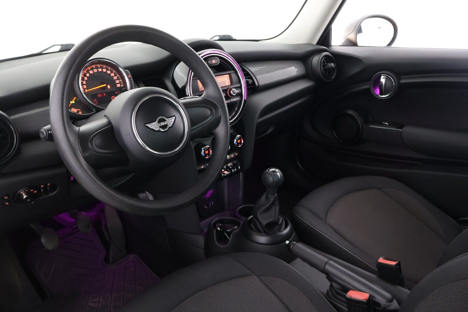 Mini One 2016 1.2 */ Ilmastointi / Ambient / Näyttävä /* - *NÄPPÄRÄ / MATALAT KULUT / ILMAINEN KOTIINTOIMITUS