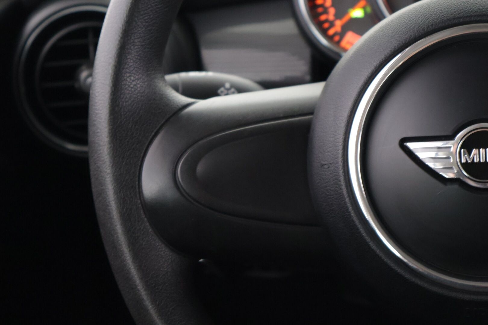 Mini One 2016 1.2 */ Ilmastointi / Ambient / Näyttävä /* - *NÄPPÄRÄ / MATALAT KULUT / ILMAINEN KOTIINTOIMITUS