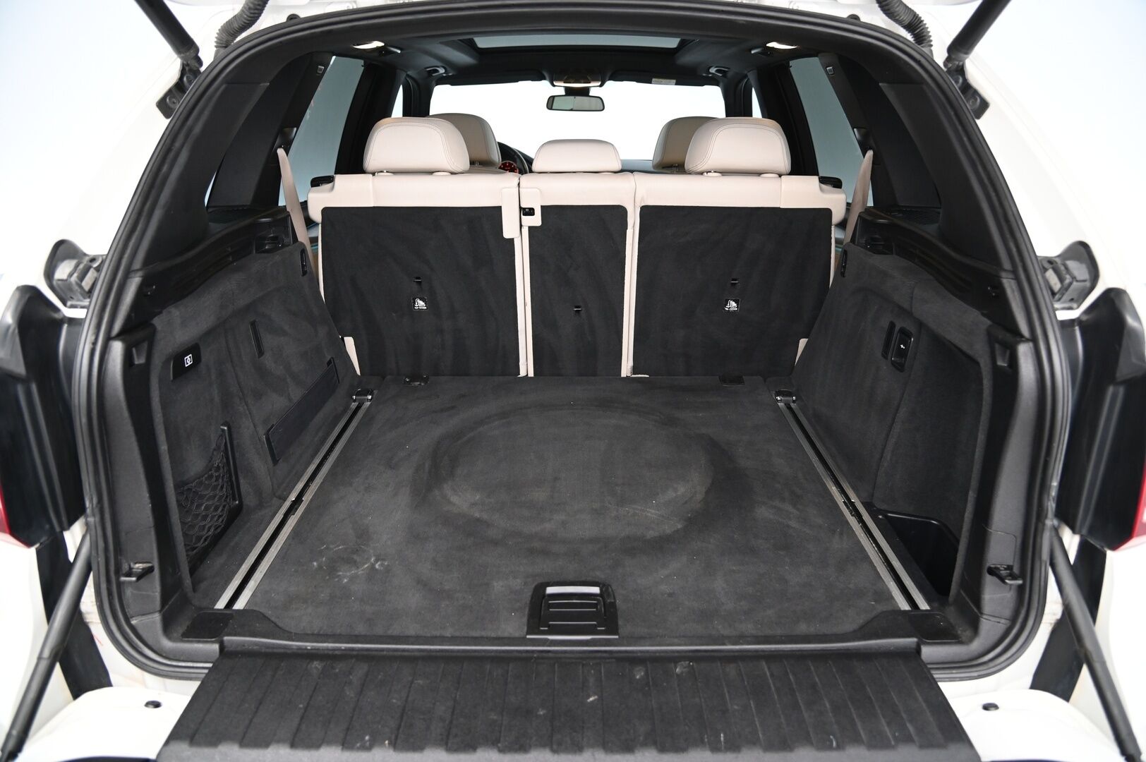 BMW X5 2014 F15 M50d M-Sport *Softclose / HUD / H&K / ACC / Panorama / Muisti nahat / Koukku* - *Webasto / 2xrenkaat / Innovation paketti* - HULLU BLACKWEEK KORKOTARJOUS 2,49%