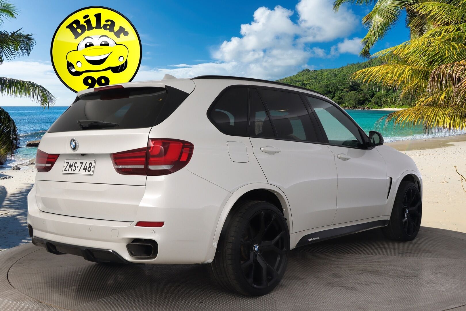 BMW X5 2014 F15 M50d M-Sport *Softclose / HUD / H&K / ACC / Panorama / Muisti nahat / Koukku* - *Webasto / 2xrenkaat / Innovation paketti* - HULLU BLACKWEEK KORKOTARJOUS 2,49%