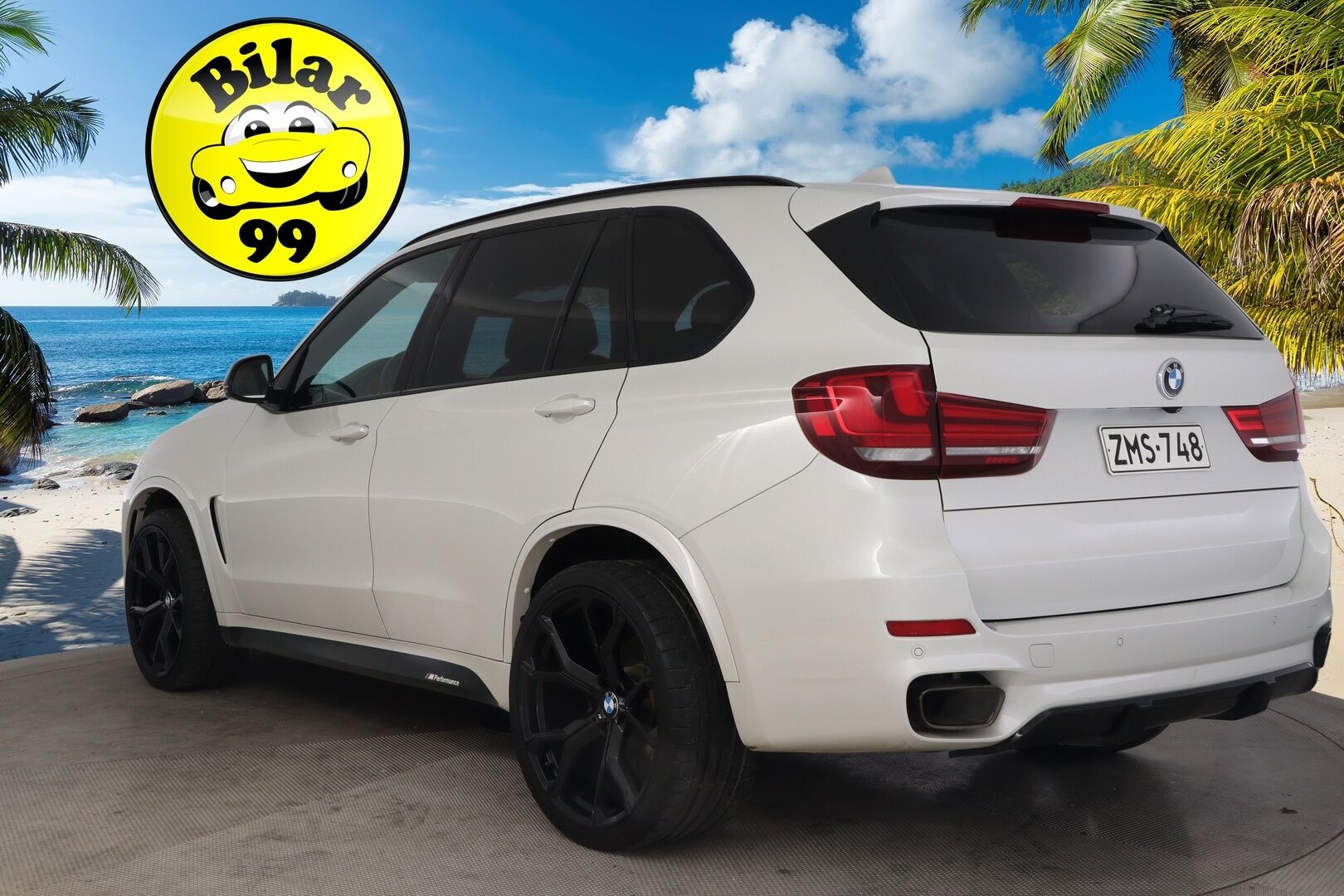 BMW X5 2014 F15 M50d M-Sport *Softclose / HUD / H&K / ACC / Panorama / Muisti nahat / Koukku* - *Webasto / 2xrenkaat / Innovation paketti* - HULLU BLACKWEEK KORKOTARJOUS 2,49%