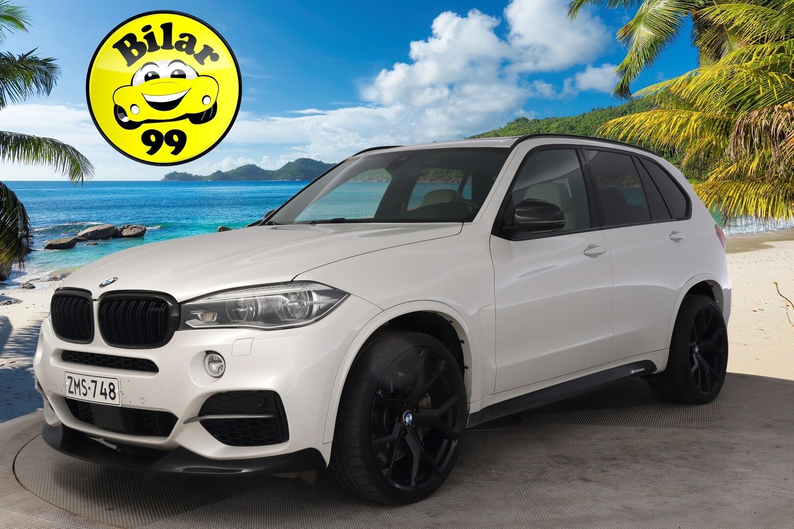 BMW X5 2014 F15 M50d M-Sport *Softclose / HUD / H&K / ACC / Panorama / Muisti nahat / Koukku* - *Webasto / 2xrenkaat / Innovation paketti* - HULLU BLACKWEEK KORKOTARJOUS 2,49%
