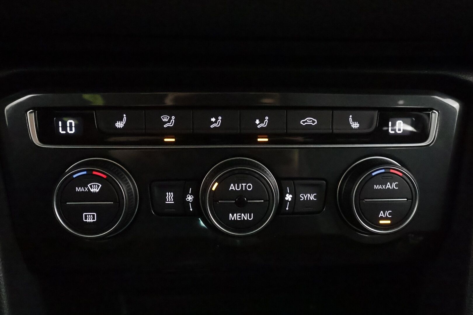 Volkswagen Tiguan 2019 Comfortline 1,5 TSI EVO 110 kW (150 hv) DSG-automaatti - Suomiauto | Webasto | ACC | KeylessGo | Peruutustutkat | Navi | Adapt.LED | Sähköluukku | 2x Renkaat Aluvantein!