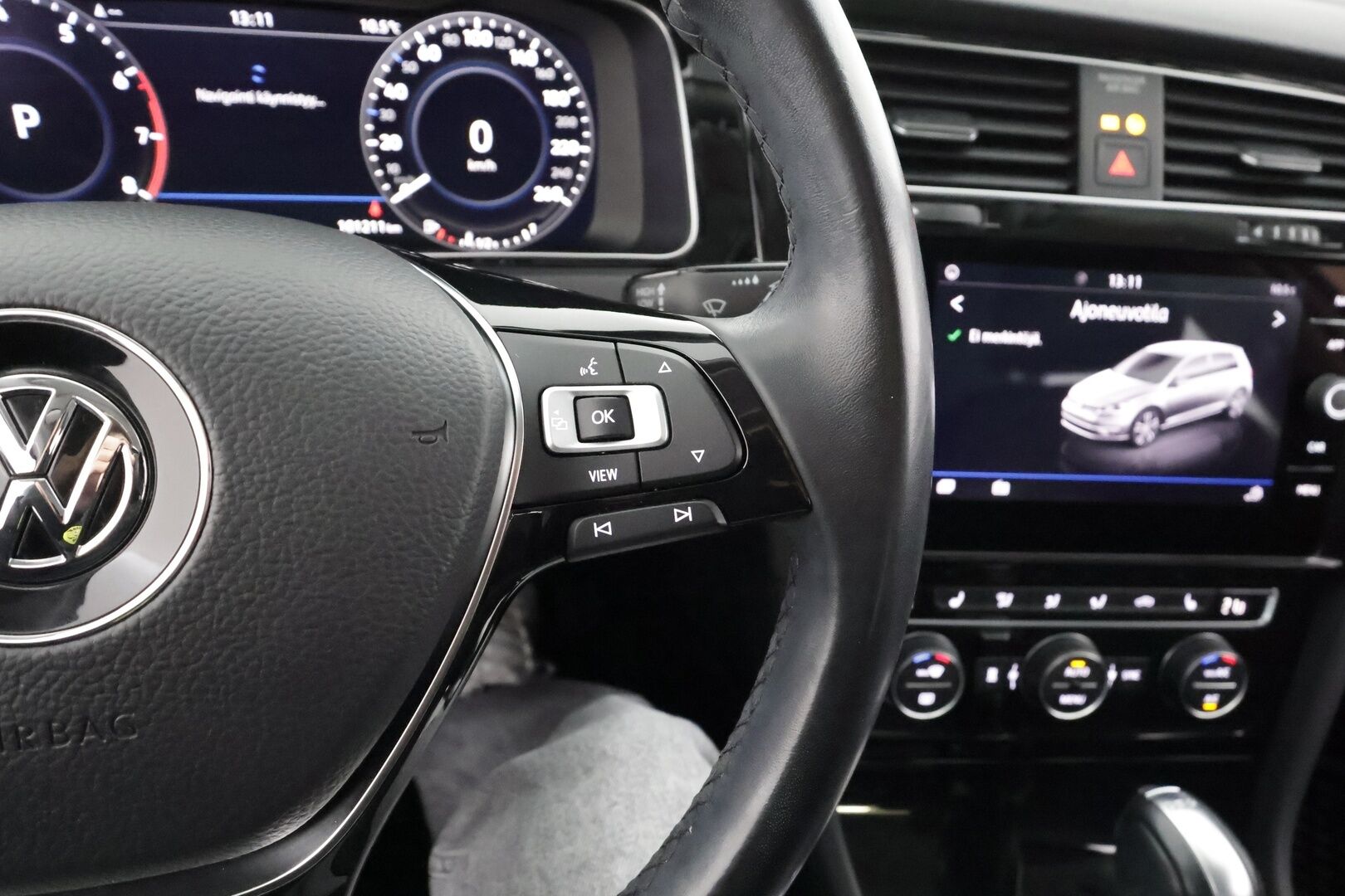 Volkswagen Golf 2019 Highline 1,5 TSI EVO 96 kW (130 hv) BLUEMOTION DSG * ACC / Webasto / Koukku / LED / P.kamera / Keyless * - Merkkihuollettu / Suomi-auto / Kahdet Renkaat