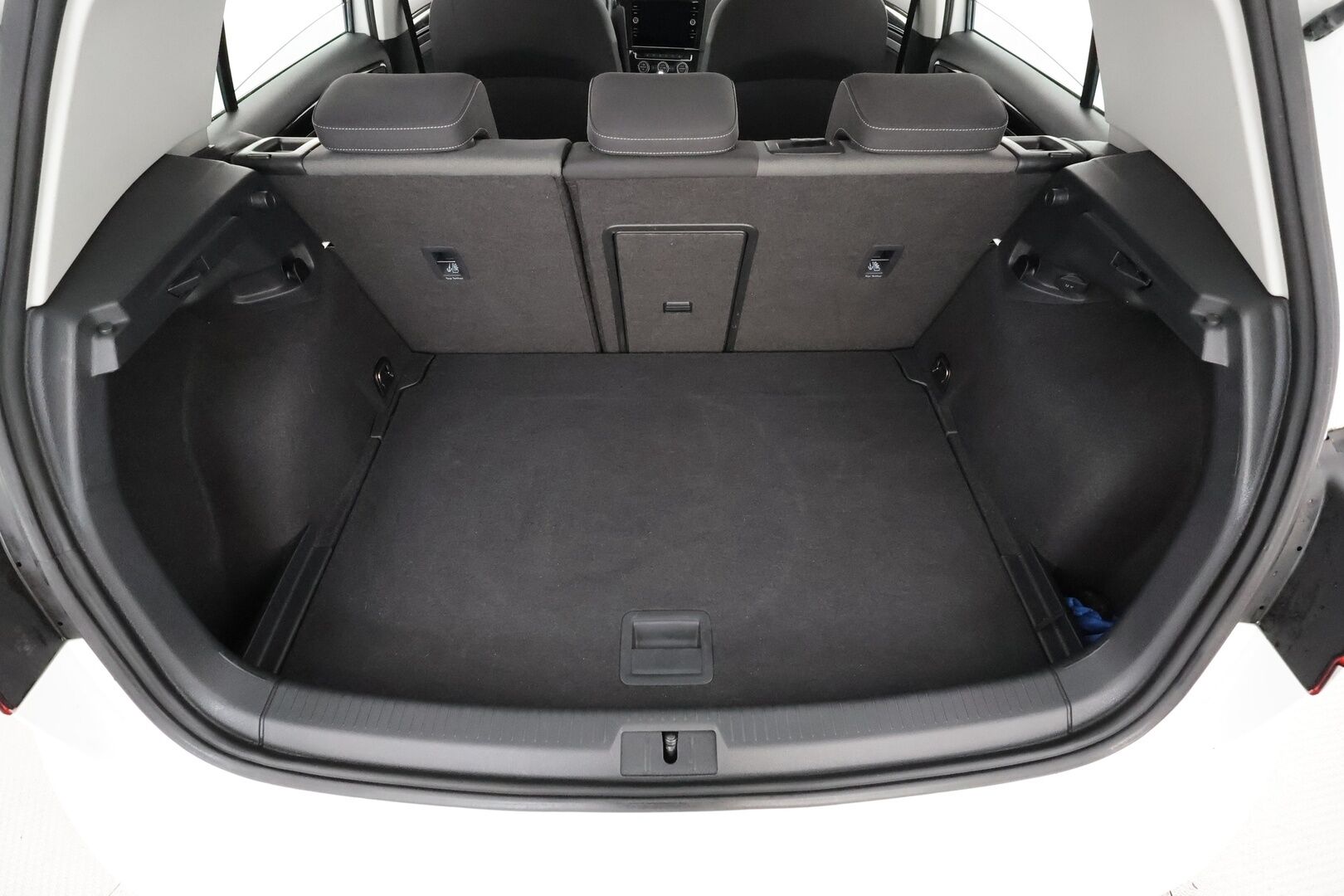 Volkswagen Golf 2019 Highline 1,5 TSI EVO 96 kW (130 hv) BLUEMOTION DSG * ACC / Webasto / Koukku / LED / P.kamera / Keyless * - Merkkihuollettu / Suomi-auto / Kahdet Renkaat