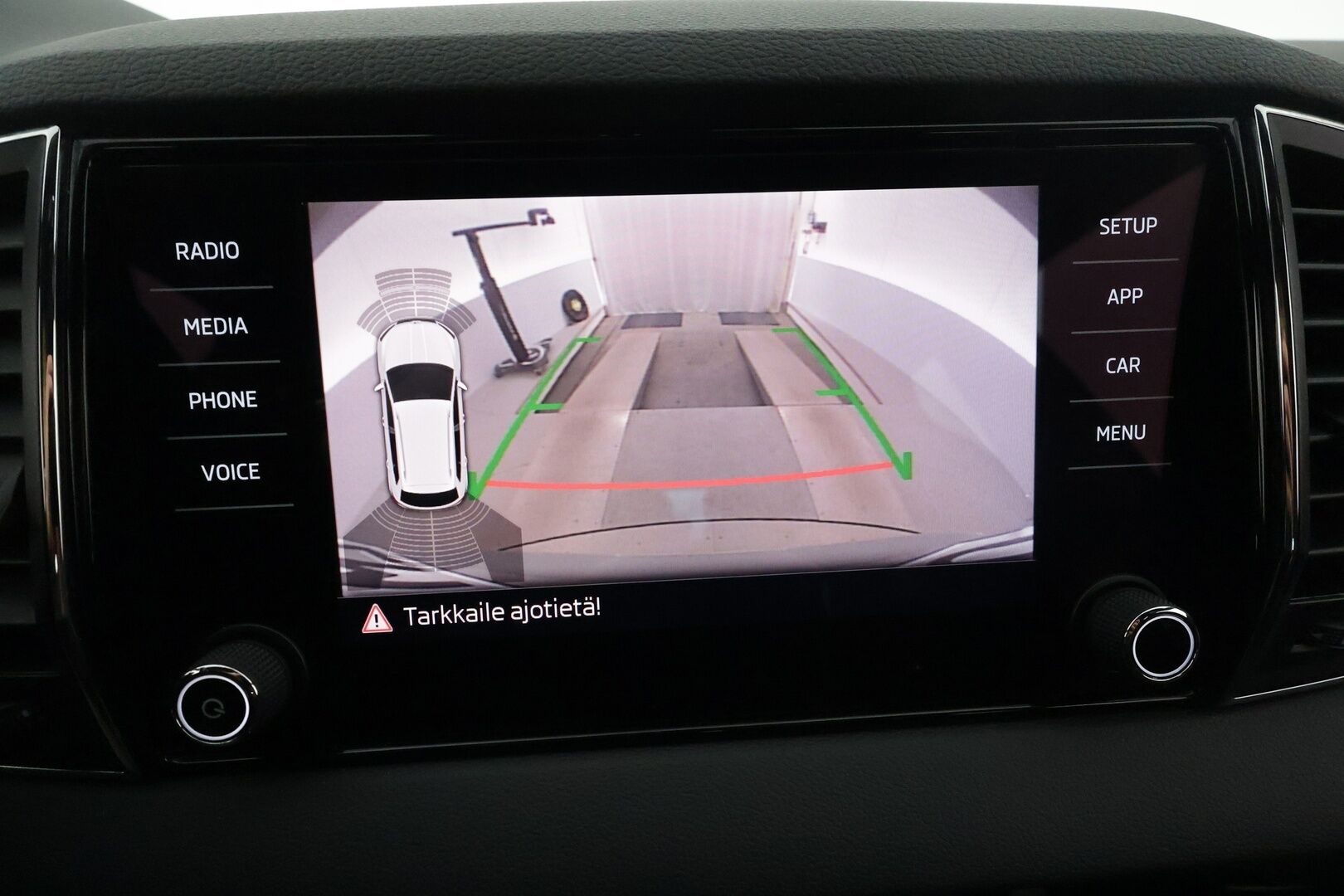 Skoda Karoq 2019 TSI SportLine DSG Autom. **Webasto / Adapt.Vakkari / P. Kamera / LED-valot / Kaistavahti / KeylessGO / 2x Renkaat**
