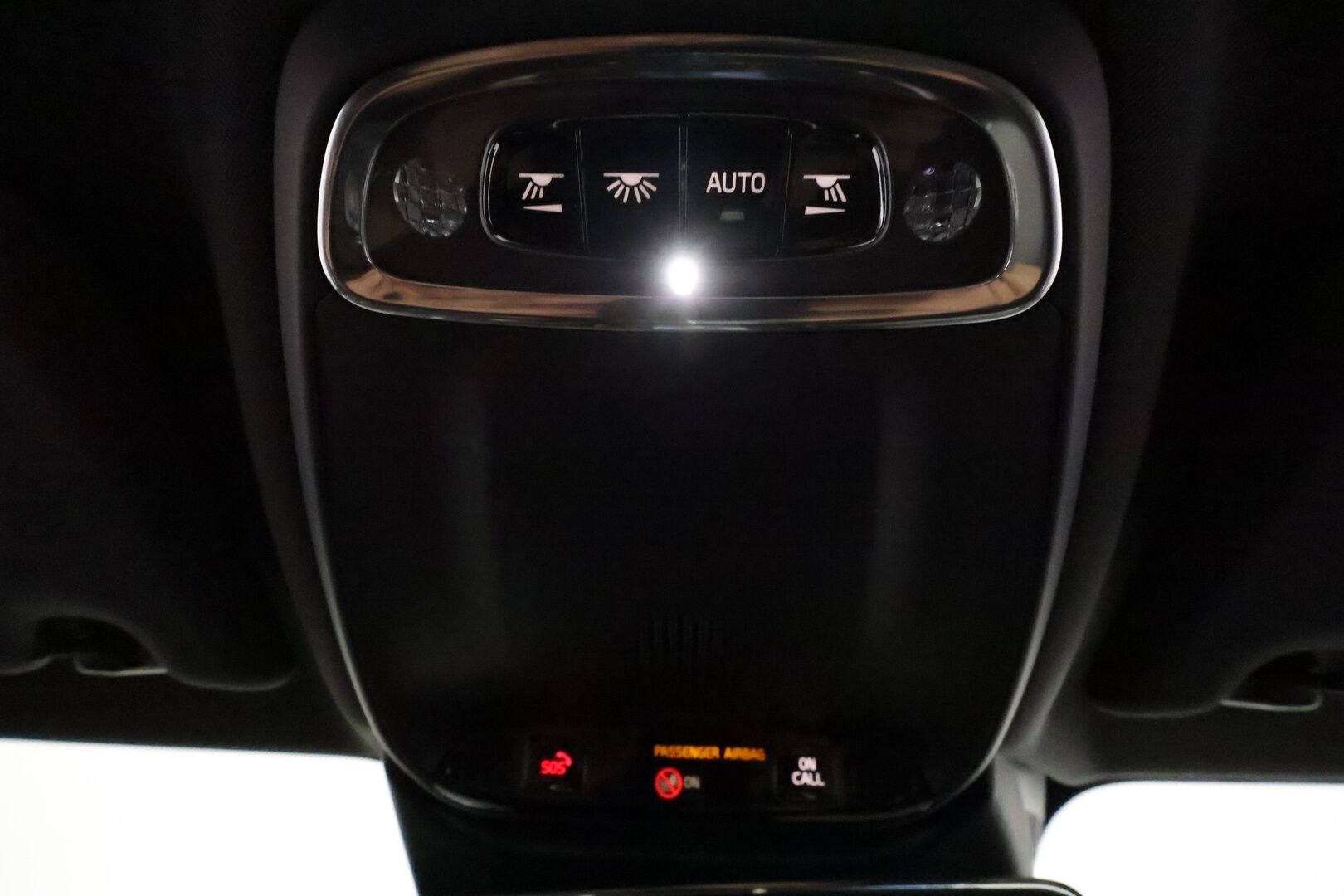 Volvo S60 2019 T5 Business R-Design aut **Adapt.vakkari / Muistipenkki / Webasto / H&K / 360.kamera / Full LED / KeylessGo** - 3,99 % KORKOTARJOUS TÄHÄN AUTOON - Suomi-auto / Merkkihuollettu / Kahdet renkaat aluvanteilla / Penkinlämmittimet takana / Tuulilasin lämmitin / Digimittaristo