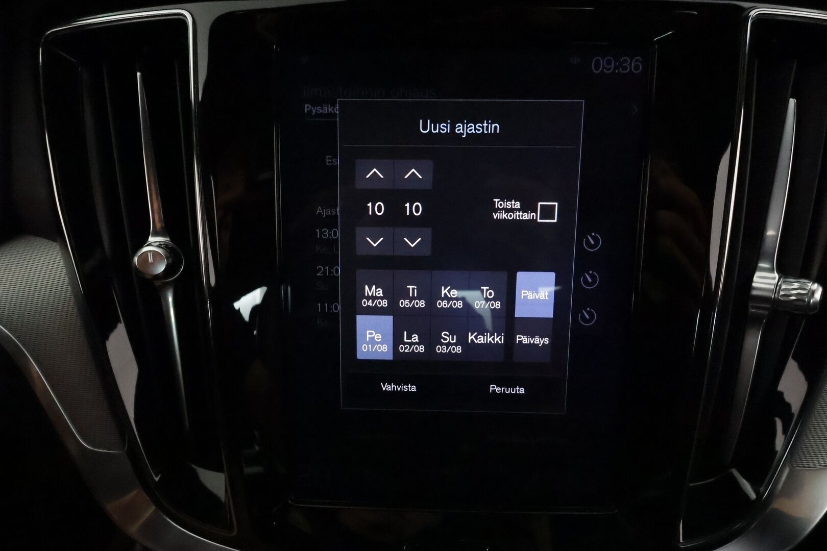 Volvo S60 2019 T5 Business R-Design aut **Adapt.vakkari / Muistipenkki / Webasto / H&K / 360.kamera / Full LED / KeylessGo** - 3,99 % KORKOTARJOUS TÄHÄN AUTOON - Suomi-auto / Merkkihuollettu / Kahdet renkaat aluvanteilla / Penkinlämmittimet takana / Tuulilasin lämmitin / Digimittaristo