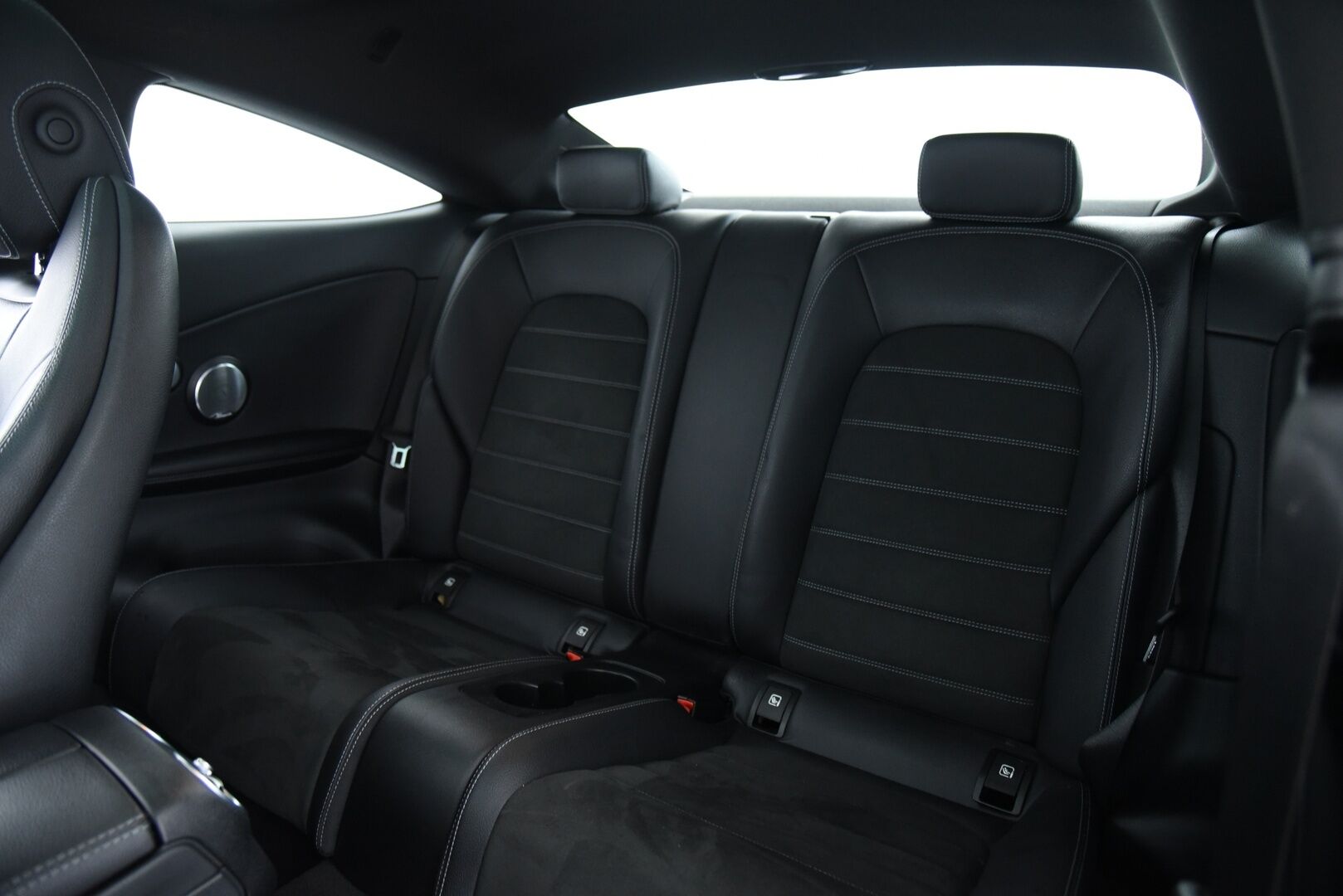 Mercedes-Benz C 2016 300 Coupé AMG / Distronic+ / DTR+Q / ILS-LED / Burmester / Panorama / P. Kamera / Sporttipenkit / Sähkökontti / - Huippuvarusteet! / Katveavustin / Putkisto / 2x renkaat & vanteet / Hyvät huollot! - HULLUT VÄLIPÄIVÄT KORKOTARJOUS 2,49%