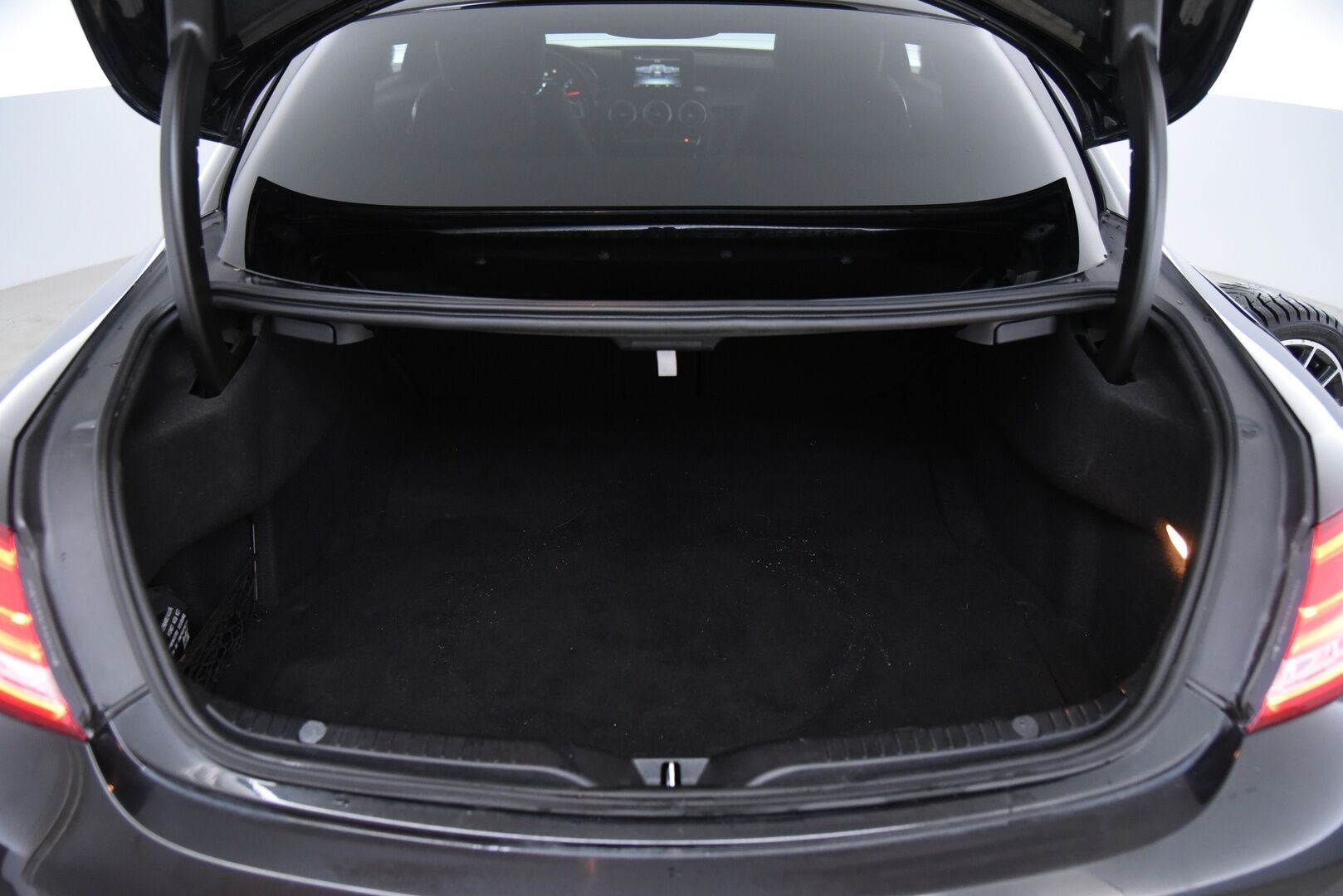 Mercedes-Benz C 2016 300 Coupé AMG / Distronic+ / DTR+Q / ILS-LED / Burmester / Panorama / P. Kamera / Sporttipenkit / Sähkökontti / - Huippuvarusteet! / Katveavustin / Putkisto / 2x renkaat & vanteet / Hyvät huollot! - HULLUT VÄLIPÄIVÄT KORKOTARJOUS 2,49%