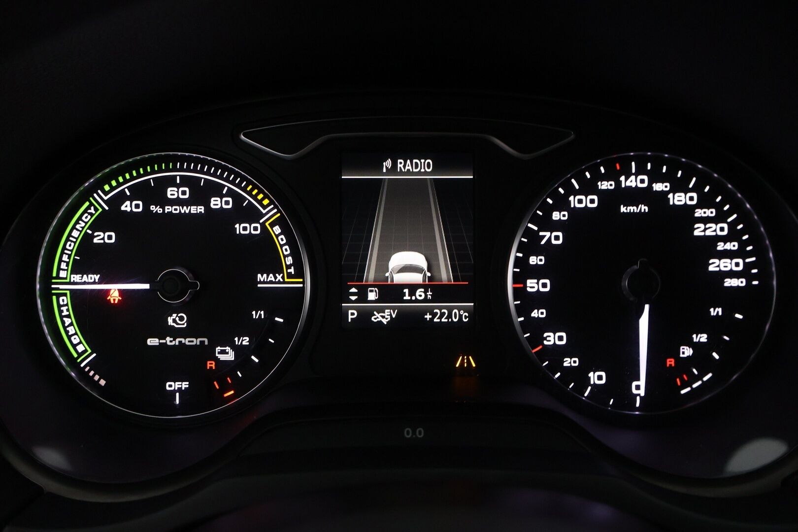 Audi A3 2015 Sportback Business Sport 1,4 TFSI e-tron S tronic - Vakkari / Peruutustutka / Lane Assist / Sporttipenkit / LED / KeylessGo / Kahdet hyvät merkkirenkaat / Juuri tullut!
